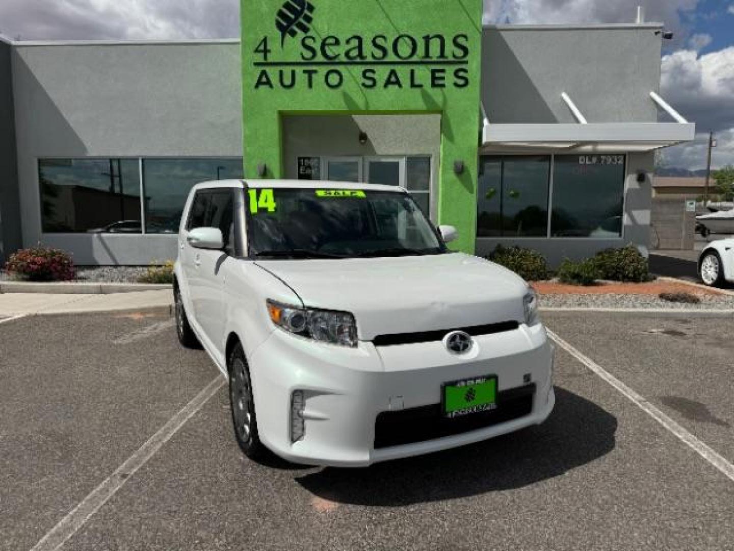 2014 Super White /Dark Charcoal Scion xB 5-Door Wagon 4-Spd AT (JTLZE4FE4EJ) with an 2.4L L4 DOHC 16V engine, 4-Speed Automatic transmission, located at 940 North Main Street, Cedar City, UT, 84720, (435) 628-0023, 37.692936, -113.061897 - We specialize in helping ALL people get the best financing available. No matter your credit score, good, bad or none we can get you an amazing rate. Had a bankruptcy, divorce, or repossessions? We give you the green light to get your credit back on the road. Low down and affordable payments that fit - Photo#0