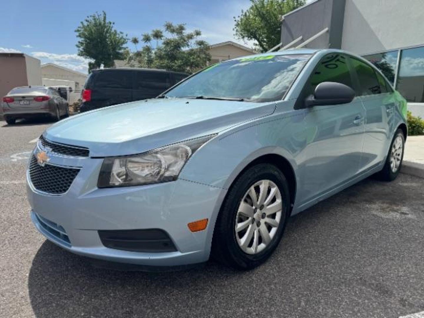 2011 Ice Blue Metallic /Jet Black and Medium Titanium Cloth Interior Chevrolet Cruze 2LS (1G1PC5SH1B7) with an 1.8L L4 DOHC 16V FFV engine, 6-Speed Automatic transmission, located at 1865 East Red Hills Pkwy, St. George, 84770, (435) 628-0023, 37.120850, -113.543640 - We specialize in helping ALL people get the best financing available. No matter your credit score, good, bad or none we can get you an amazing rate. Had a bankruptcy, divorce, or repossessions? We give you the green light to get your credit back on the road. Low down and affordable payments that fit - Photo#2