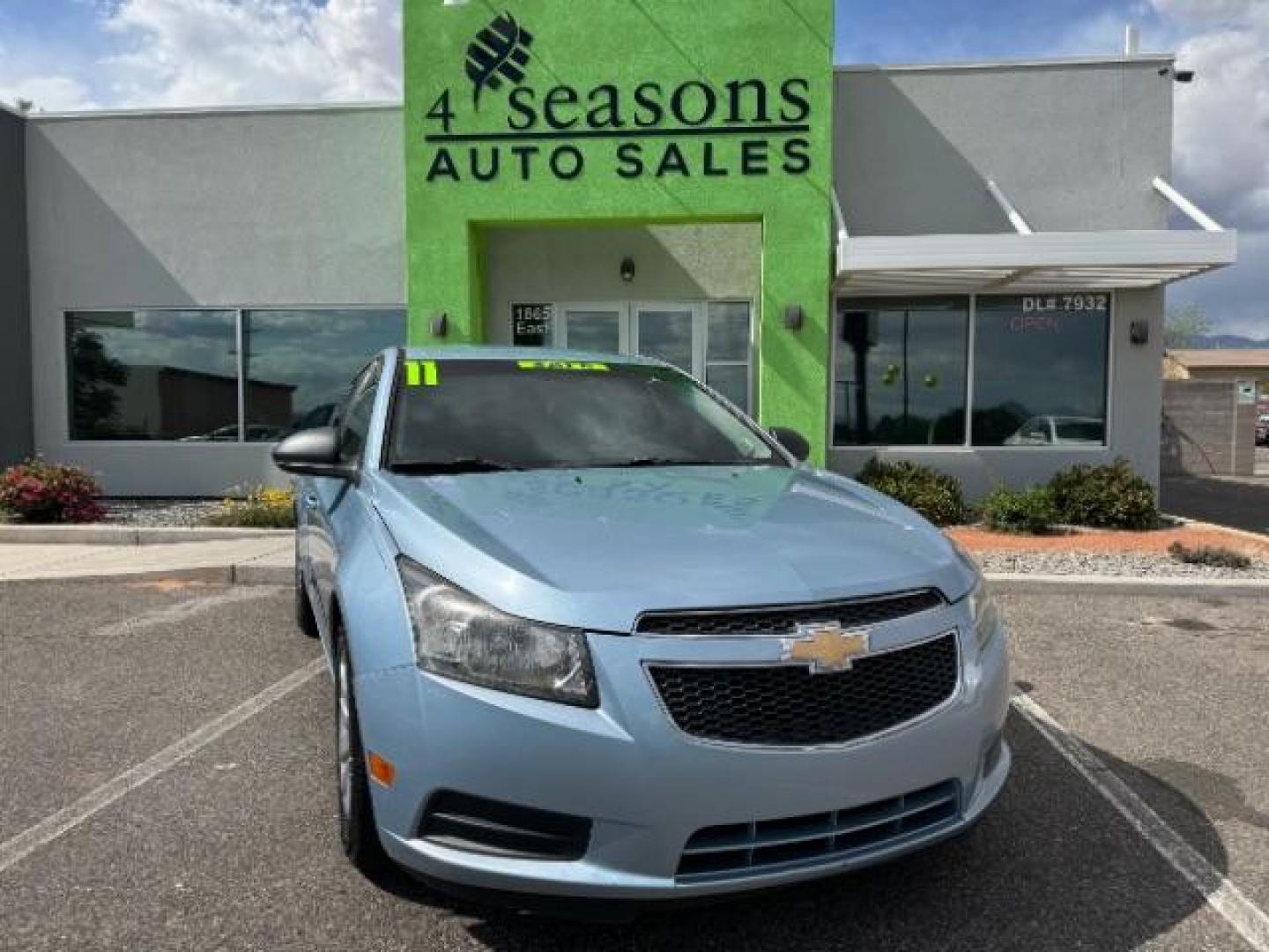 2011 Ice Blue Metallic /Jet Black and Medium Titanium Cloth Interior Chevrolet Cruze 2LS (1G1PC5SH1B7) with an 1.8L L4 DOHC 16V FFV engine, 6-Speed Automatic transmission, located at 1865 East Red Hills Pkwy, St. George, 84770, (435) 628-0023, 37.120850, -113.543640 - Photo#0