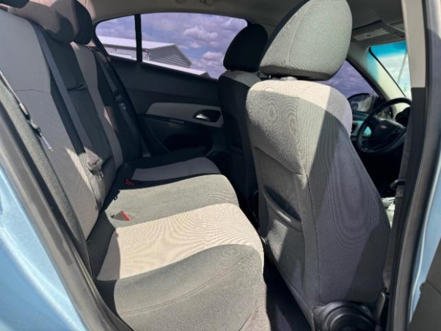 2011 Ice Blue Metallic /Jet Black and Medium Titanium Cloth Interior Chevrolet Cruze 2LS (1G1PC5SH1B7) with an 1.8L L4 DOHC 16V FFV engine, 6-Speed Automatic transmission, located at 1865 East Red Hills Pkwy, St. George, 84770, (435) 628-0023, 37.120850, -113.543640 - Photo#24