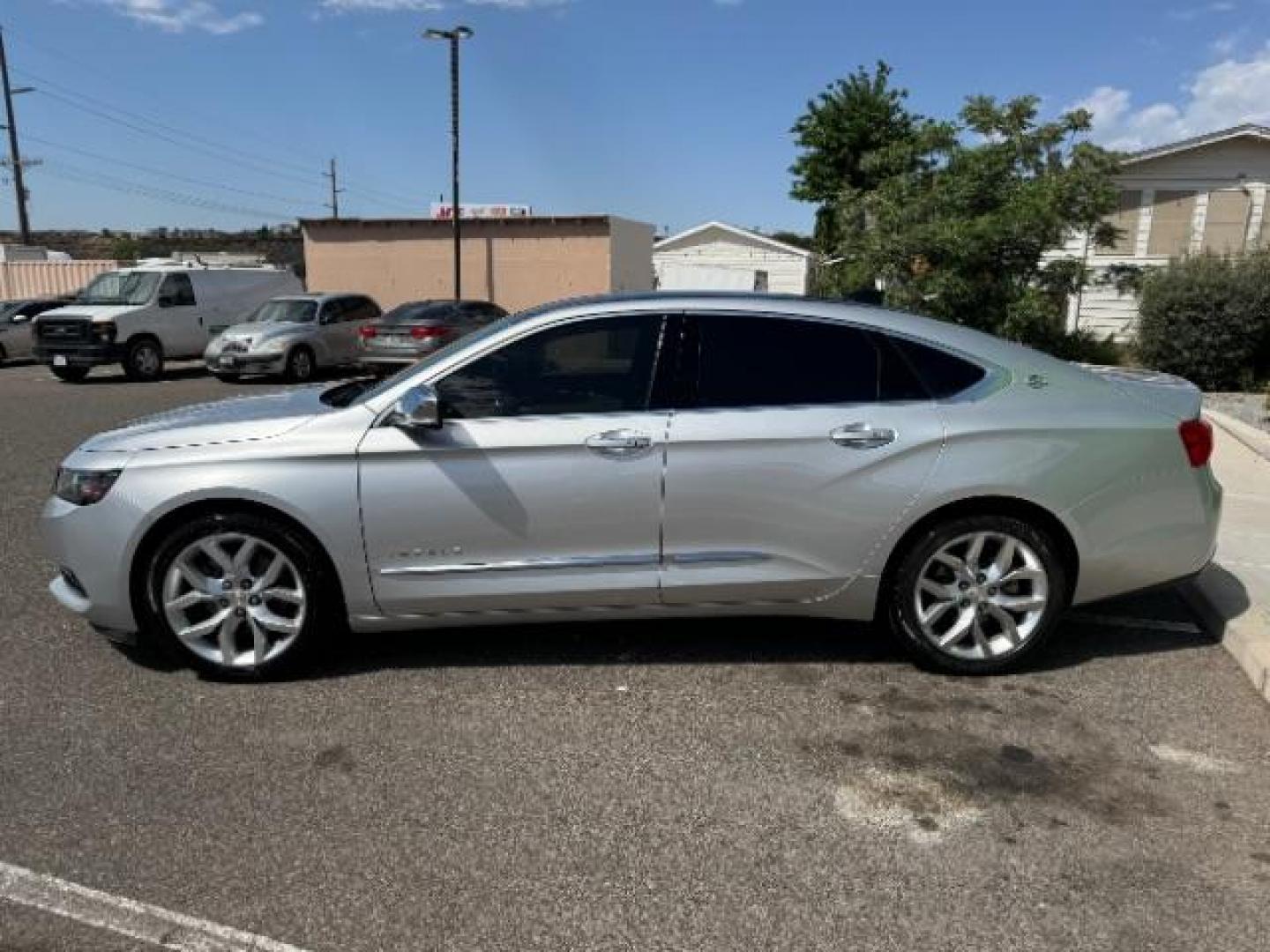 2018 Silver Ice Metallic /Jet Black, premium cloth Chevrolet Impala Premier (1G1125S3XJU) with an 3.6L V6 DOHC 24V engine, 6-Speed Automatic transmission, located at 1865 East Red Hills Pkwy, St. George, 84770, (435) 628-0023, 37.120850, -113.543640 - Photo#3