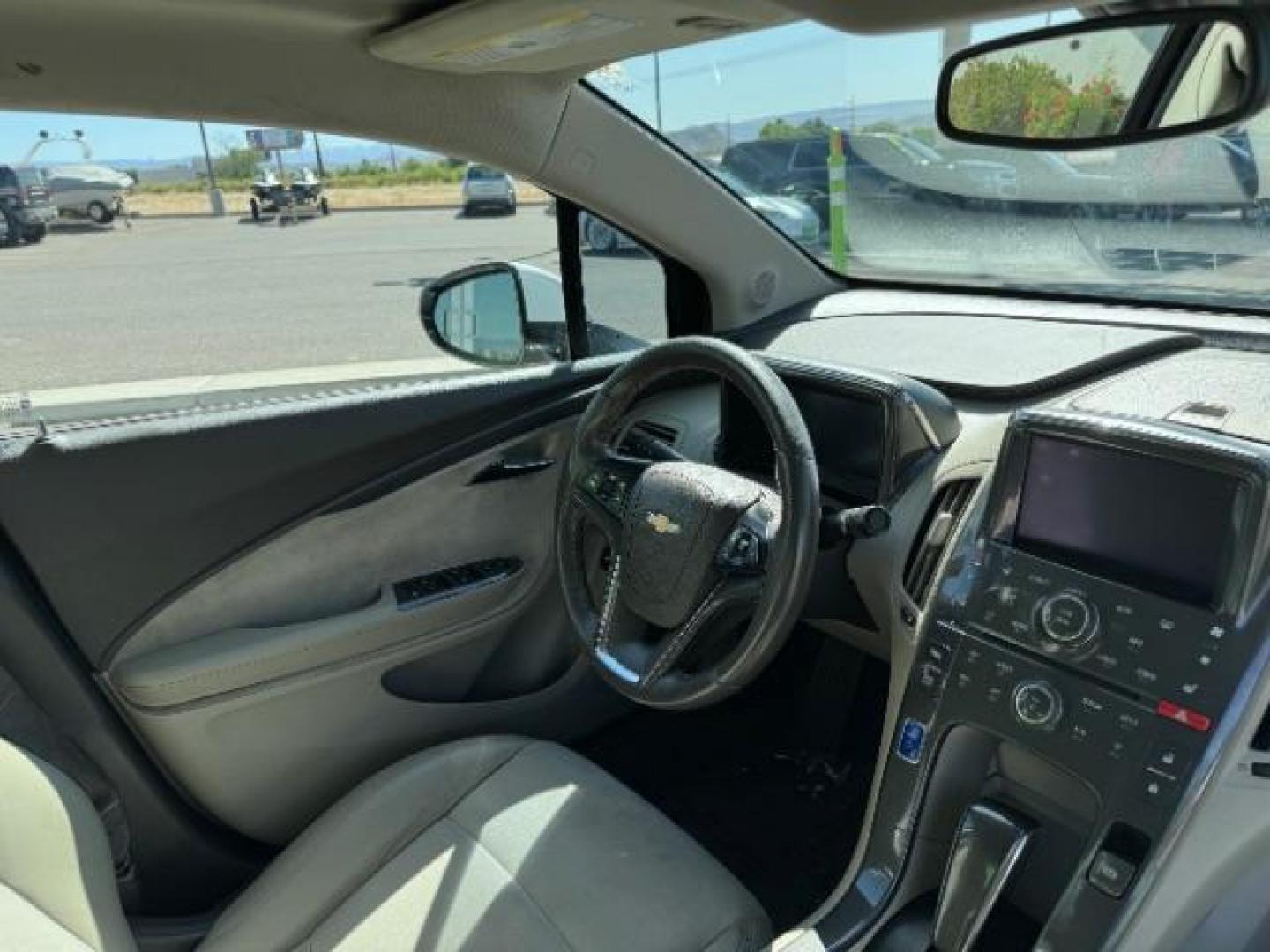 2013 White /Black Interior Chevrolet Volt Premium w/ Navigation and LEP (1G1RH6E47DU) with an 1.4L L4 DOHC 16V PLUG-IN HYBRID engine, Continuously Variable Transmission transmission, located at 940 North Main Street, Cedar City, UT, 84720, (435) 628-0023, 37.692936, -113.061897 - ***This vehicle qualifies for the EV/Hybrid tax rebate of up to $4,000*** We are setup with the IRS to recieve direct payments within 72 hours. We file the rebate online with IRS and can credit it to your down payment, reduce the sales price OR give you cashback!! These cars will not last and can o - Photo#30