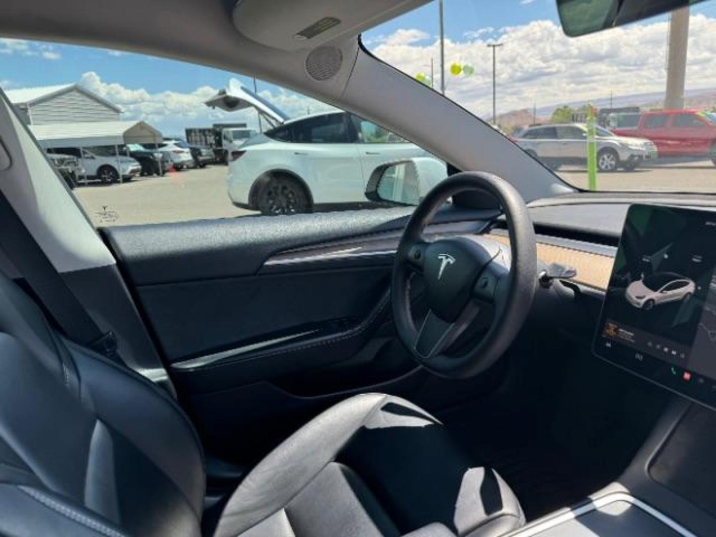 2022 Pearl White Multi-Coat /All Black Tesla Model 3 Standard Range Plus (5YJ3E1EA9NF) with an ELECTRIC engine, 1-Speed Automatic transmission, located at 1865 East Red Hills Pkwy, St. George, 84770, (435) 628-0023, 37.120850, -113.543640 - SOLD - But we can find you the Tesla you want from our large network of used Teslas. Call us to talk about options. Price before $4k tax rebate. This has the new LFP battery pack. Excellent condition. New tires, Gets 250+ miles on a full charge. Stil has battery/drive unit warranty until 100k mi - Photo#32