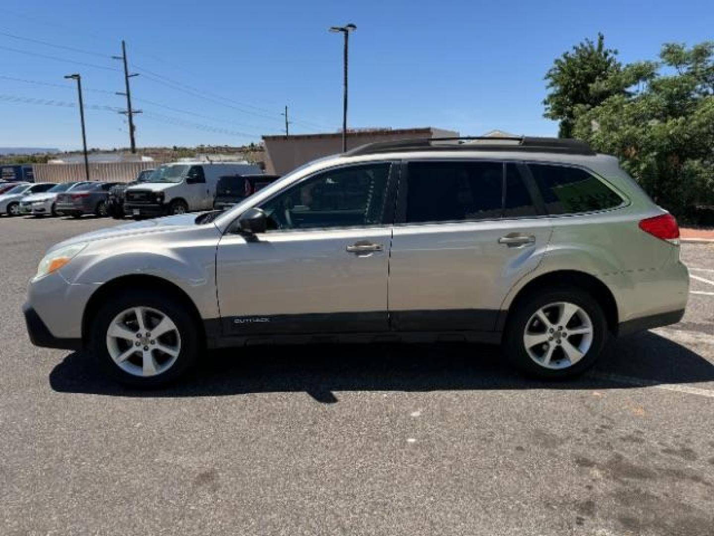 2014 Gold /Ivory Subaru Outback 2.5i (4S4BRBAC9E3) with an 2.5L H4 DOHC 16V engine, Continuously Variable Transmission transmission, located at 1865 East Red Hills Pkwy, St. George, 84770, (435) 628-0023, 37.120850, -113.543640 - We specialize in helping ALL people get the best financing available. No matter your credit score, good, bad or none we can get you an amazing rate. Had a bankruptcy, divorce, or repossessions? We give you the green light to get your credit back on the road. Low down and affordable payments that fit - Photo#3