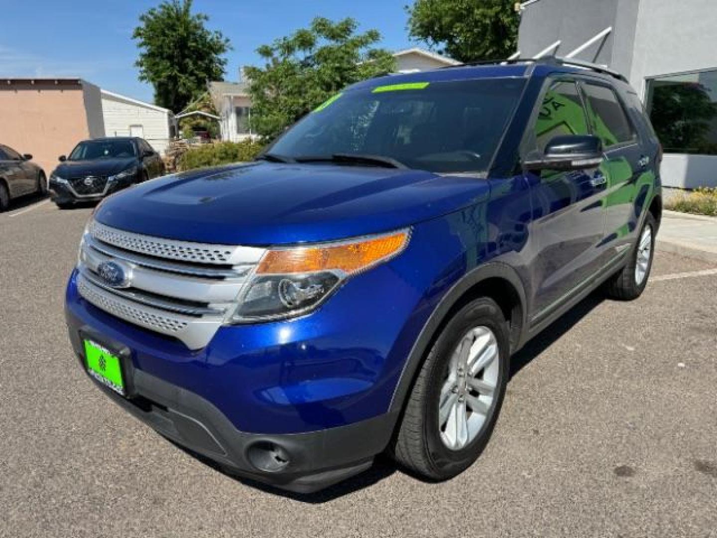 2013 Deep Impact Blue Metallic /Charcoal Black Cloth Interior Ford Explorer XLT 4WD (1FM5K8D8XDG) with an 3.5L V6 DOHC 24V engine, 6-Speed Automatic transmission, located at 1865 East Red Hills Pkwy, St. George, 84770, (435) 628-0023, 37.120850, -113.543640 - We specialize in helping ALL people get the best financing available. No matter your credit score, good, bad or none we can get you an amazing rate. Had a bankruptcy, divorce, or repossessions? We give you the green light to get your credit back on the road. Low down and affordable payments that fit - Photo#2