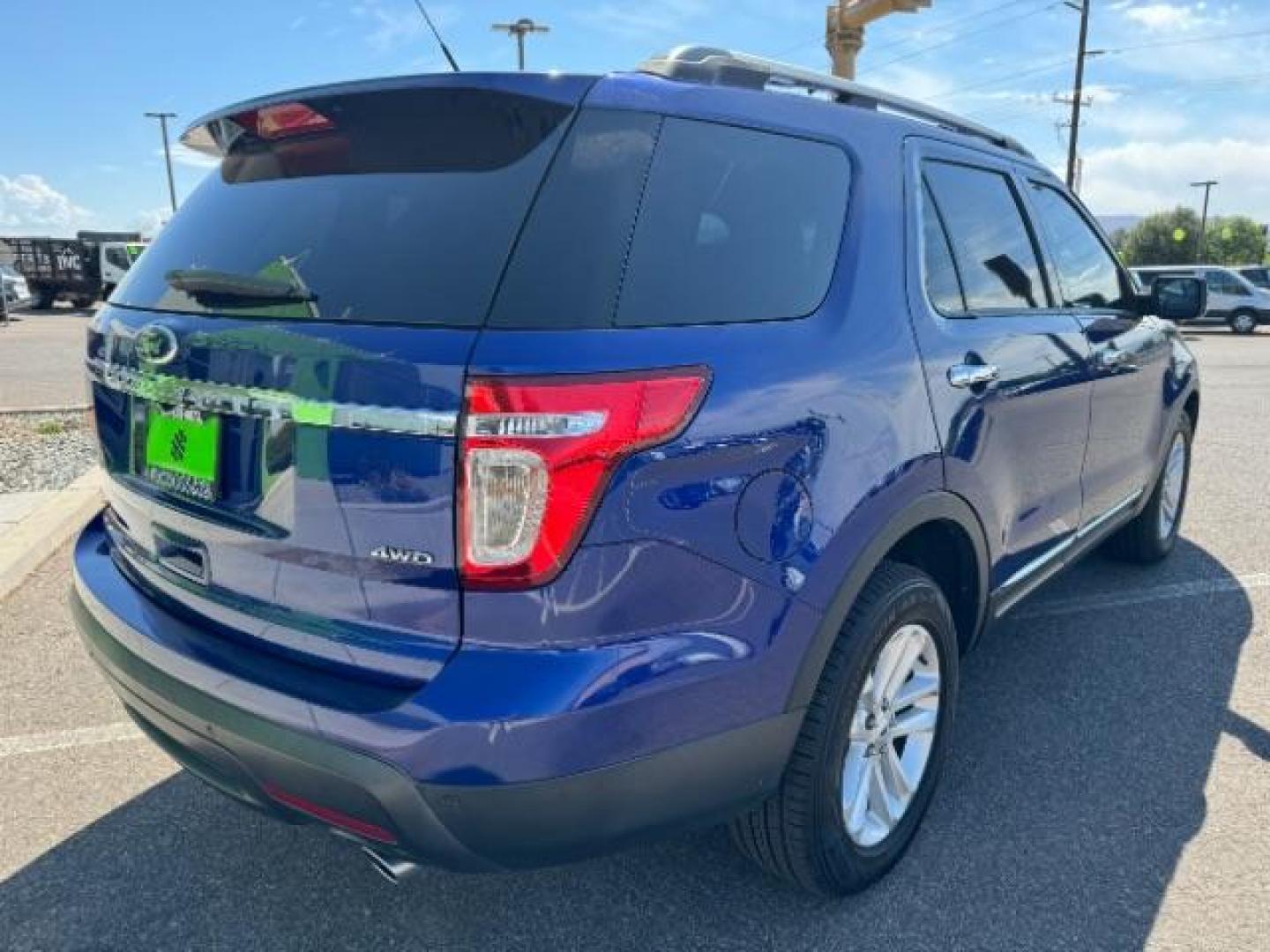 2013 Deep Impact Blue Metallic /Charcoal Black Cloth Interior Ford Explorer XLT 4WD (1FM5K8D8XDG) with an 3.5L V6 DOHC 24V engine, 6-Speed Automatic transmission, located at 1865 East Red Hills Pkwy, St. George, 84770, (435) 628-0023, 37.120850, -113.543640 - We specialize in helping ALL people get the best financing available. No matter your credit score, good, bad or none we can get you an amazing rate. Had a bankruptcy, divorce, or repossessions? We give you the green light to get your credit back on the road. Low down and affordable payments that fit - Photo#6