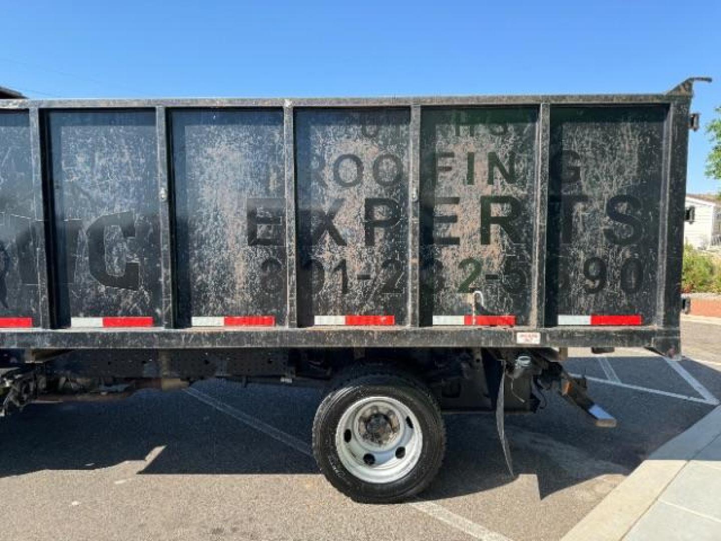 2020 White /Black Mitsubishi Fuso FE180 (4UZCXE119LG) with an 6L engine, Automatic transmission, located at 1865 East Red Hills Pkwy, St. George, 84770, (435) 628-0023, 37.120850, -113.543640 - Fuso FE180 dump truck. 26k miles. Runs a drives great! FE180 Dump Truck is a powerful and versatile commercial vehicle with a GVWR of 17,995 pounds. It is powered by the GMC 6.0L turbocharged V8 gas engine paired with an Allison 6-speed automatic transmission. Standard features include air conditi - Photo#4