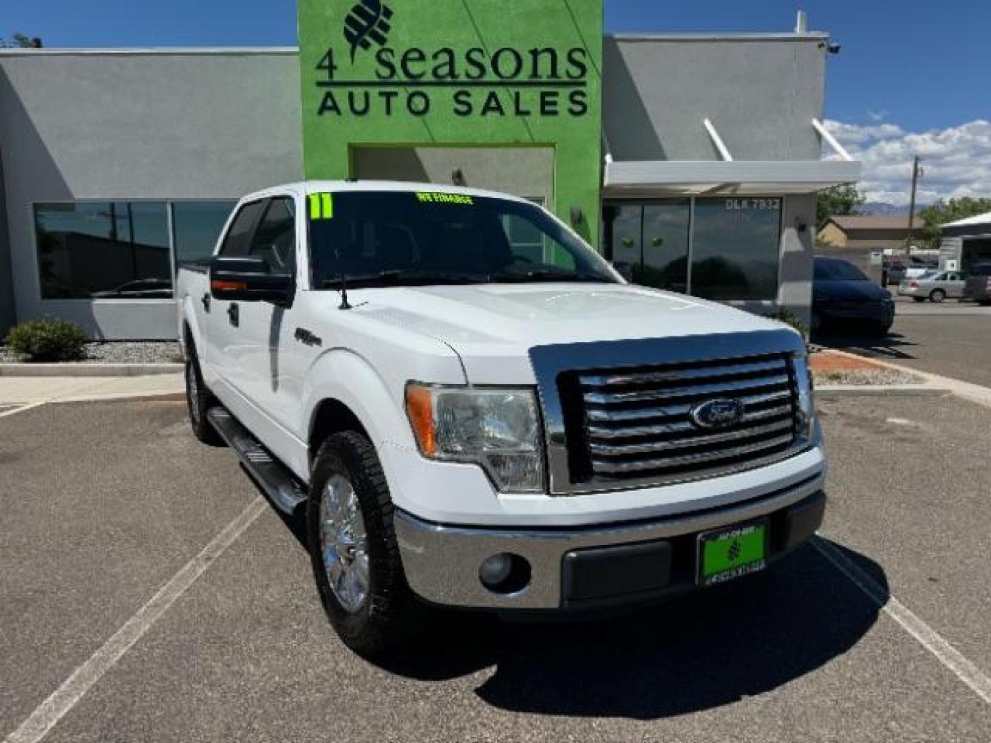 2011 Oxford White /Steel Gray Cloth Interior Ford F-150 XLT SuperCrew 5.5-ft. Bed 2WD (1FTFW1CF0BF) with an 5.0L V8 engine, 6-Speed Automatic transmission, located at 940 North Main Street, Cedar City, UT, 84720, (435) 628-0023, 37.692936, -113.061897 - Photo#0