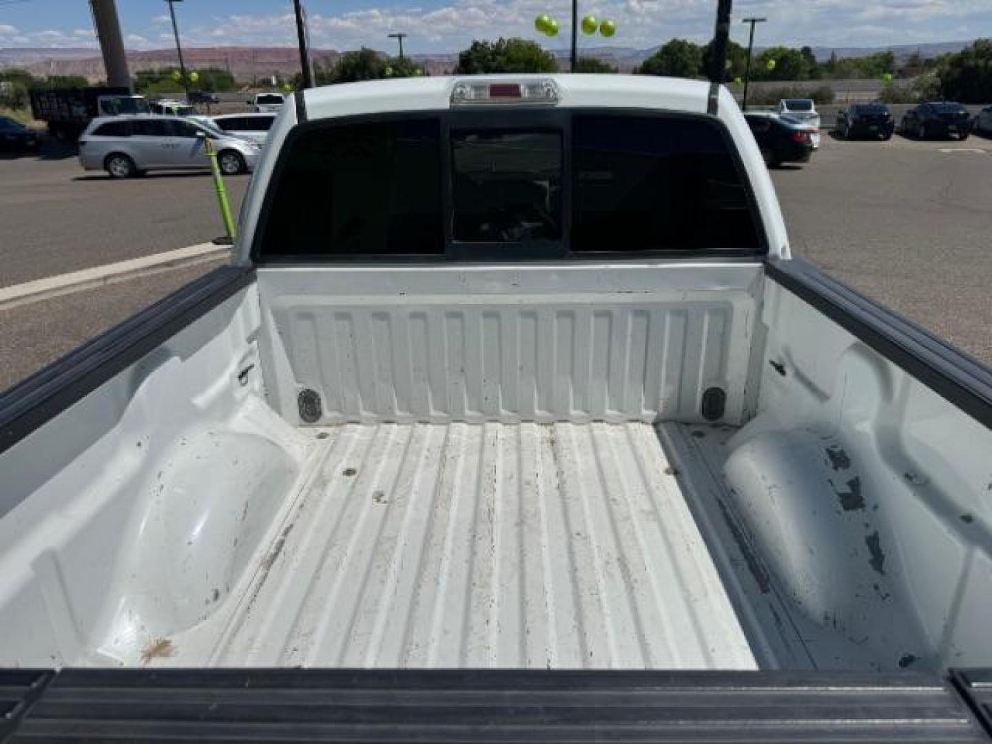 2011 Oxford White /Steel Gray Cloth Interior Ford F-150 XLT SuperCrew 5.5-ft. Bed 2WD (1FTFW1CF0BF) with an 5.0L V8 engine, 6-Speed Automatic transmission, located at 940 North Main Street, Cedar City, UT, 84720, (435) 628-0023, 37.692936, -113.061897 - Photo#10