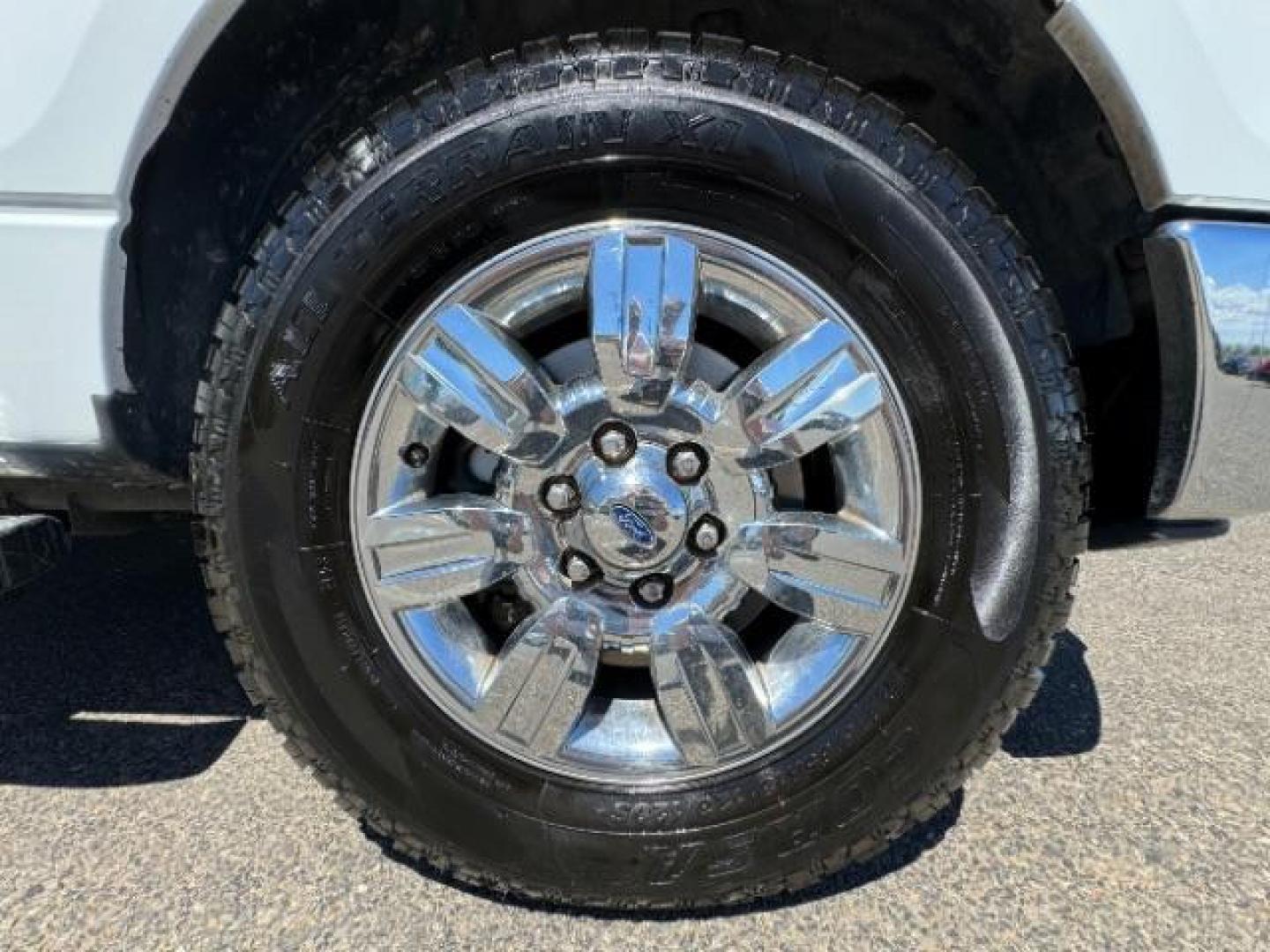 2011 Oxford White /Steel Gray Cloth Interior Ford F-150 XLT SuperCrew 5.5-ft. Bed 2WD (1FTFW1CF0BF) with an 5.0L V8 engine, 6-Speed Automatic transmission, located at 940 North Main Street, Cedar City, UT, 84720, (435) 628-0023, 37.692936, -113.061897 - Photo#8