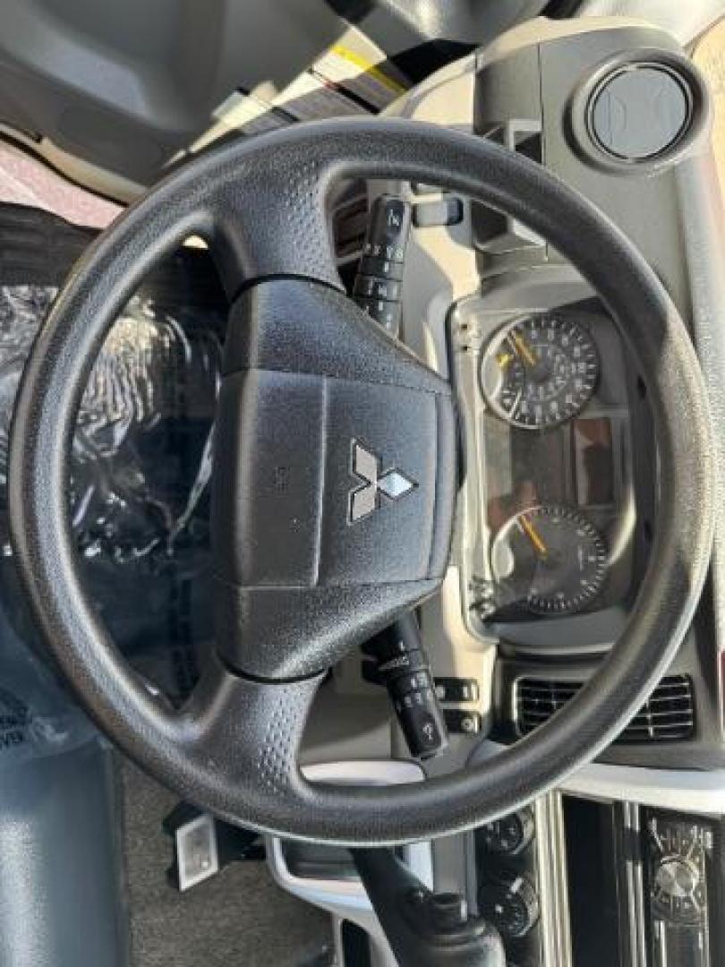 2020 White /Black Mitsubishi Fuso FE180 (4UZCXE11XLG) with an 6L engine, Automatic transmission, located at 1865 East Red Hills Pkwy, St. George, 84770, (435) 628-0023, 37.120850, -113.543640 - Photo#27