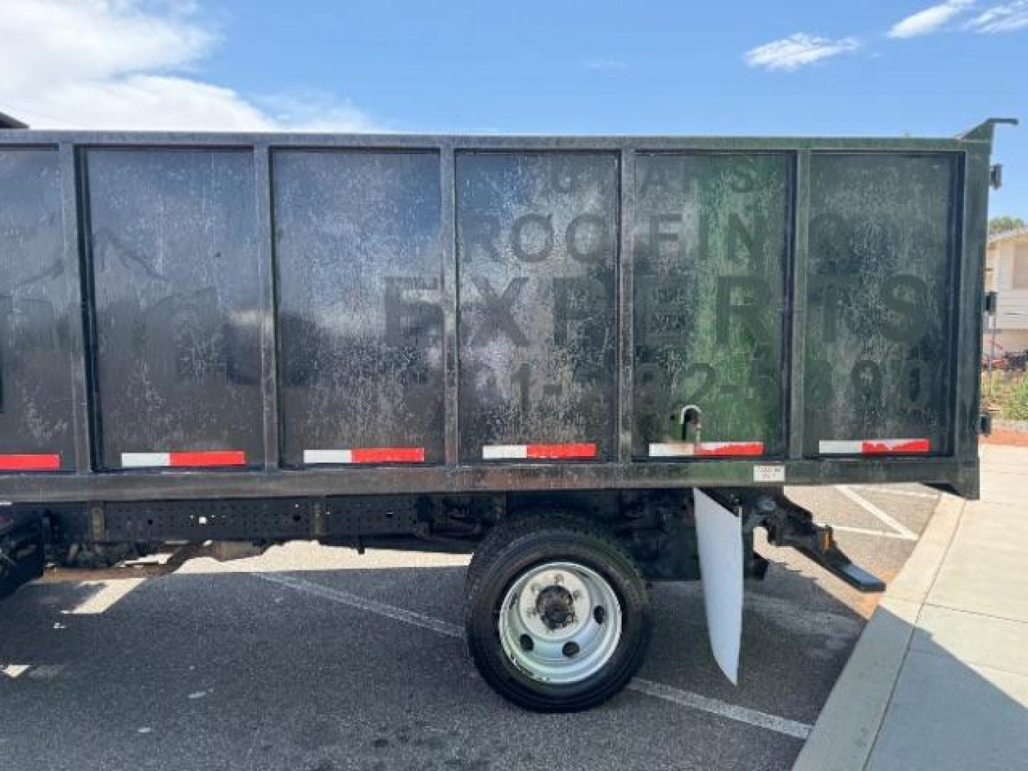 2020 White /Black Mitsubishi Fuso FE180 (4UZCXE11XLG) with an 6L engine, Automatic transmission, located at 1865 East Red Hills Pkwy, St. George, 84770, (435) 628-0023, 37.120850, -113.543640 - Photo#5