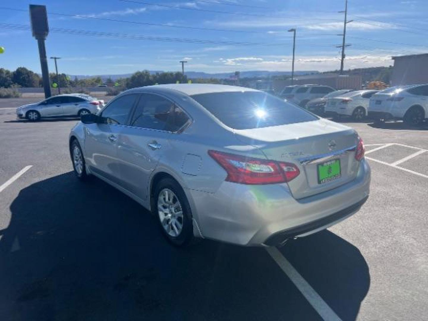 2017 Brilliant Silver /Charcoal, cloth Nissan Altima 2.5 S (1N4AL3AP1HN) with an 2.5L L4 DOHC 16V engine, Continuously Variabl transmission, located at 1865 East Red Hills Pkwy, St. George, 84770, (435) 628-0023, 37.120850, -113.543640 - We specialize in helping ALL people get the best financing available. No matter your credit score, good, bad or none we can get you an amazing rate. Had a bankruptcy, divorce, or repossessions? We give you the green light to get your credit back on the road. Low down and affordable payments that fit - Photo#4