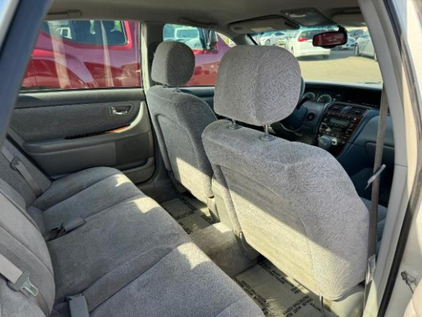 2000 Silver Spruce Metallic /Stone Cloth Toyota Avalon XLS (4T1BF28B2YU) with an 3.0L V6 DOHC 24V engine, 4-Speed Automatic transmission, located at 1865 East Red Hills Pkwy, St. George, 84770, (435) 628-0023, 37.120850, -113.543640 - This vehicle is a Mechanic Special. This means it will need some love. Runs a drives fine but has body damage, leaks or other mechanical issues. It did NOT pass our 50 point inspection. Get a great deal on a less than perfect car. These cars do NOT qualify for our in house financing. Cash and carry, - Photo#12