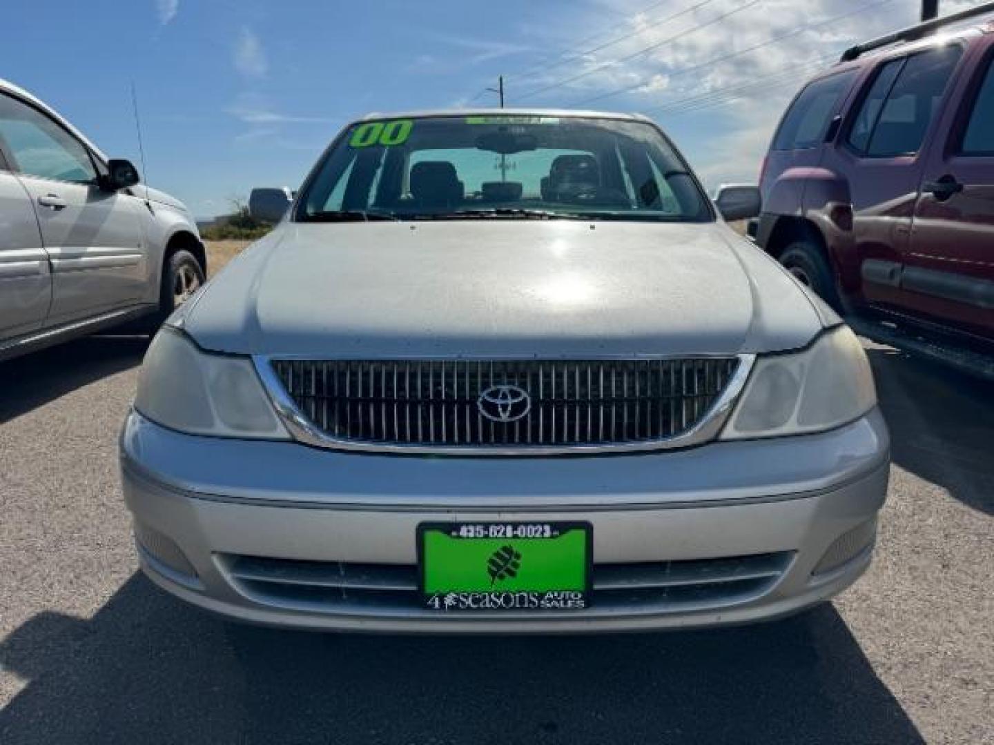 2000 Silver Spruce Metallic /Stone Cloth Toyota Avalon XLS (4T1BF28B2YU) with an 3.0L V6 DOHC 24V engine, 4-Speed Automatic transmission, located at 1865 East Red Hills Pkwy, St. George, 84770, (435) 628-0023, 37.120850, -113.543640 - This vehicle is a Mechanic Special. This means it will need some love. Runs a drives fine but has body damage, leaks or other mechanical issues. It did NOT pass our 50 point inspection. Get a great deal on a less than perfect car. These cars do NOT qualify for our in house financing. Cash and carry, - Photo#1