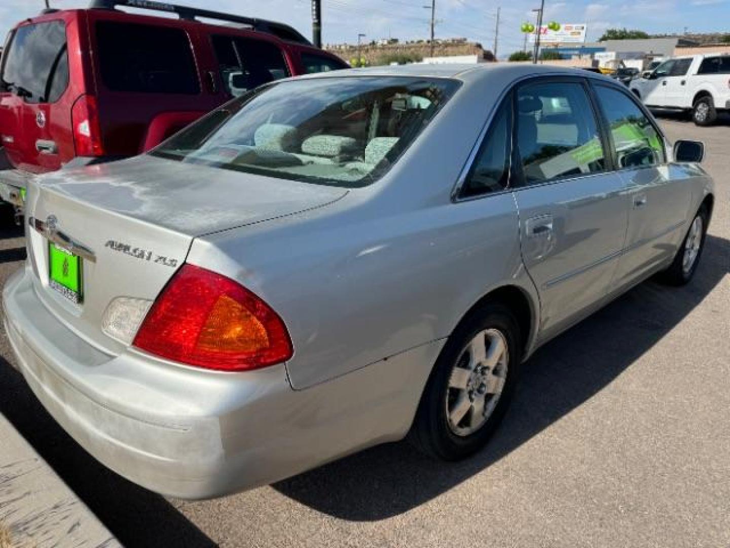 2000 Silver Spruce Metallic /Stone Cloth Toyota Avalon XLS (4T1BF28B2YU) with an 3.0L V6 DOHC 24V engine, 4-Speed Automatic transmission, located at 1865 East Red Hills Pkwy, St. George, 84770, (435) 628-0023, 37.120850, -113.543640 - This vehicle is a Mechanic Special. This means it will need some love. Runs a drives fine but has body damage, leaks or other mechanical issues. It did NOT pass our 50 point inspection. Get a great deal on a less than perfect car. These cars do NOT qualify for our in house financing. Cash and carry, - Photo#4