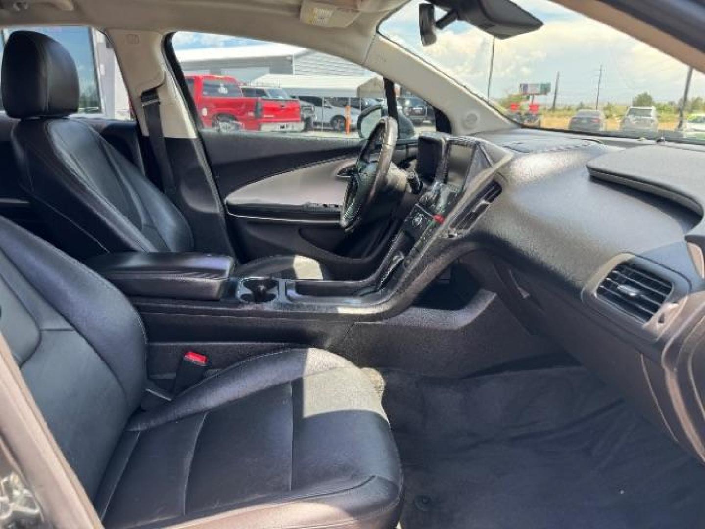 2015 Ashen Gray Metallic /Jet Black/Dark Accents Chevrolet Volt Premium w/ Navigation (1G1RD6E44FU) with an 1.4L L4 DOHC 16V PLUG-IN HYBRID engine, Continuously Variable Transmission transmission, located at 940 North Main Street, Cedar City, UT, 84720, (435) 628-0023, 37.692936, -113.061897 - ***This vehicle qualifies for the EV/Hybrid tax rebate of up to $4,000*** We are setup with the IRS to recieve direct payments within 72 hours. We file the rebate online with IRS and can credit it to your down payment, reduce the sales price OR give you cashback!! These cars will not last and can o - Photo#30