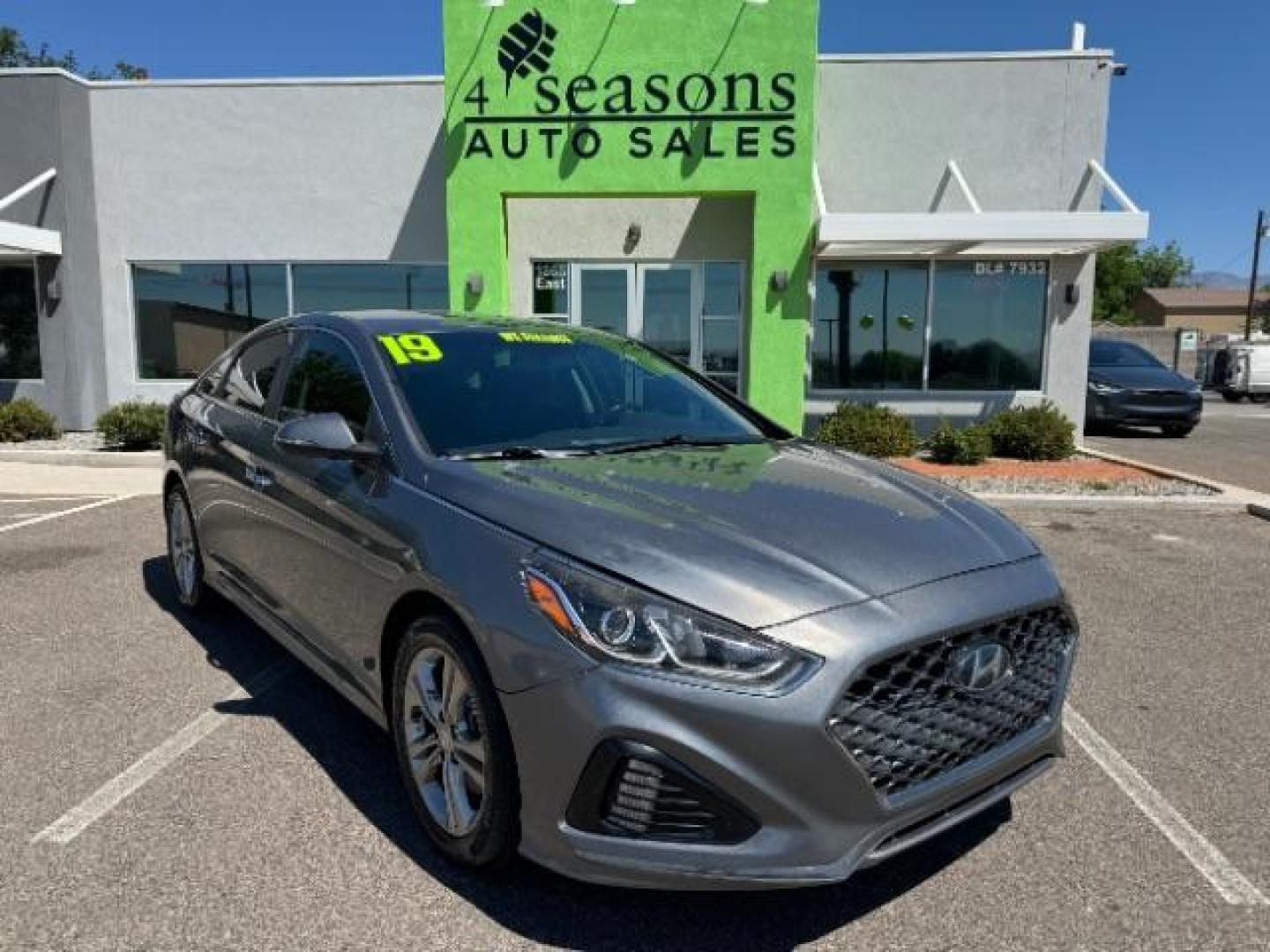 2019 Machine Gray /Black, leather/cloth Hyundai Sonata Sport (5NPE34AF9KH) with an 2.4L L4 DOHC 16V engine, 6-Speed Automatic transmission, located at 1865 East Red Hills Pkwy, St. George, 84770, (435) 628-0023, 37.120850, -113.543640 - We specialize in helping ALL people get the best financing available. No matter your credit score, good, bad or none we can get you an amazing rate. Had a bankruptcy, divorce, or repossessions? We give you the green light to get your credit back on the road. Low down and affordable payments that fit - Photo#0