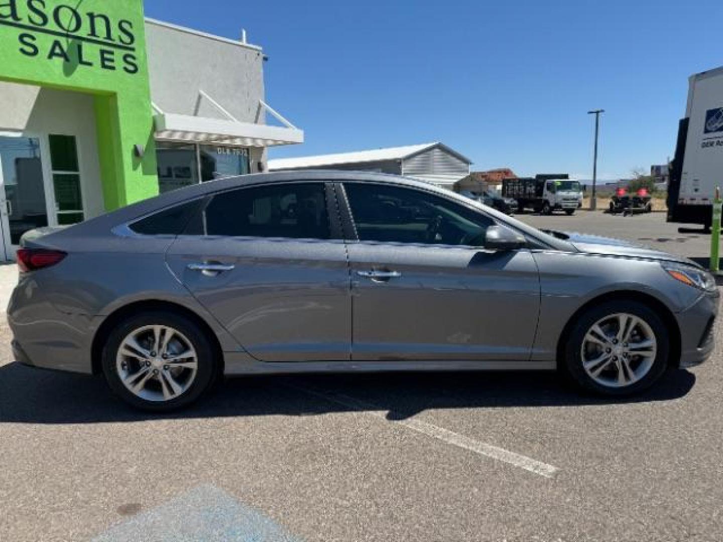 2019 Machine Gray /Black, leather/cloth Hyundai Sonata Sport (5NPE34AF9KH) with an 2.4L L4 DOHC 16V engine, 6-Speed Automatic transmission, located at 1865 East Red Hills Pkwy, St. George, 84770, (435) 628-0023, 37.120850, -113.543640 - We specialize in helping ALL people get the best financing available. No matter your credit score, good, bad or none we can get you an amazing rate. Had a bankruptcy, divorce, or repossessions? We give you the green light to get your credit back on the road. Low down and affordable payments that fit - Photo#7