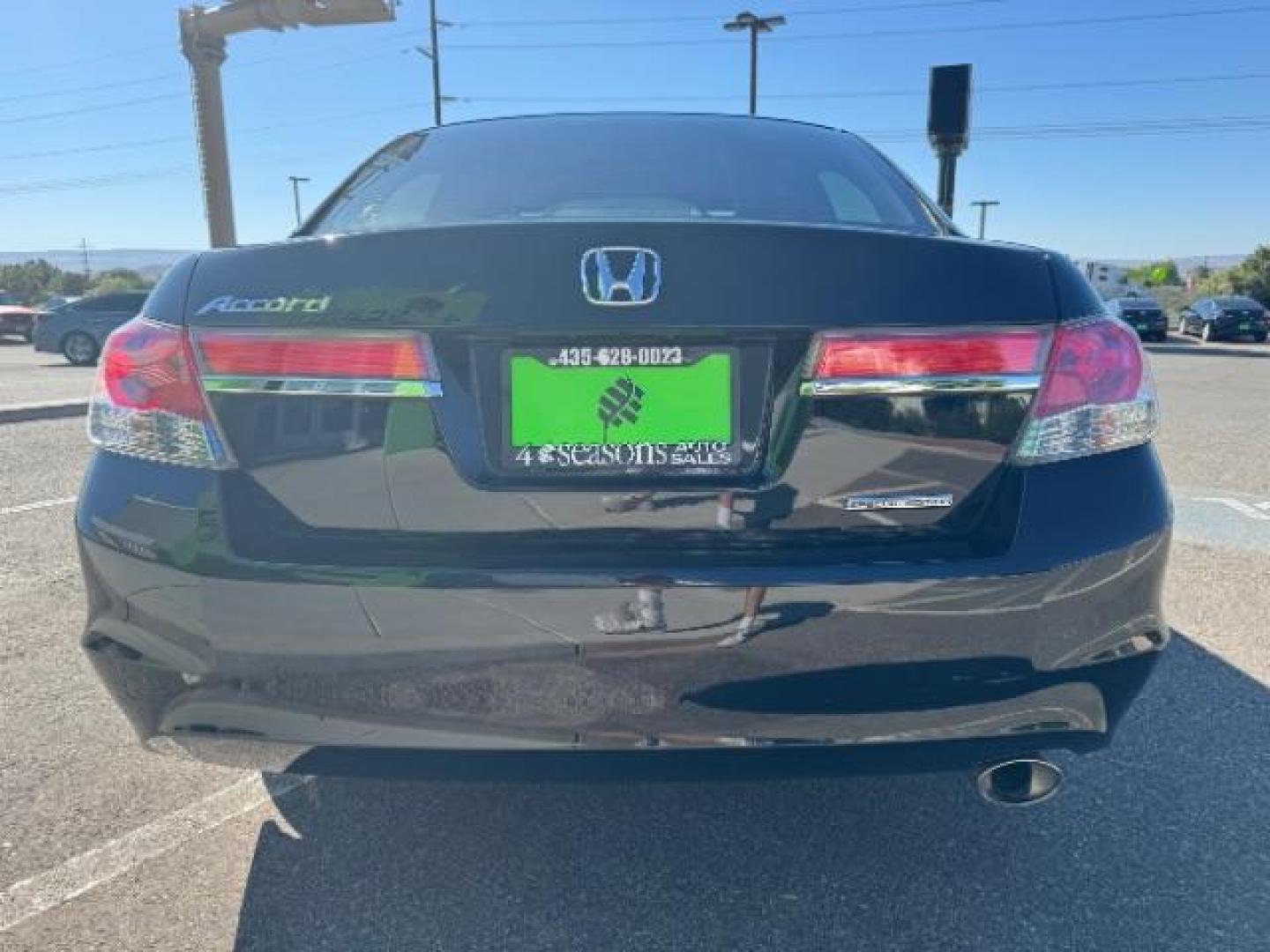 2012 Crystal Black Pearl /Black Leather Interior Honda Accord SE Sedan AT (1HGCP2F66CA) with an 2.4L L4 DOHC 16V engine, 5-Speed Automatic transmission, located at 1865 East Red Hills Pkwy, St. George, 84770, (435) 628-0023, 37.120850, -113.543640 - Photo#5