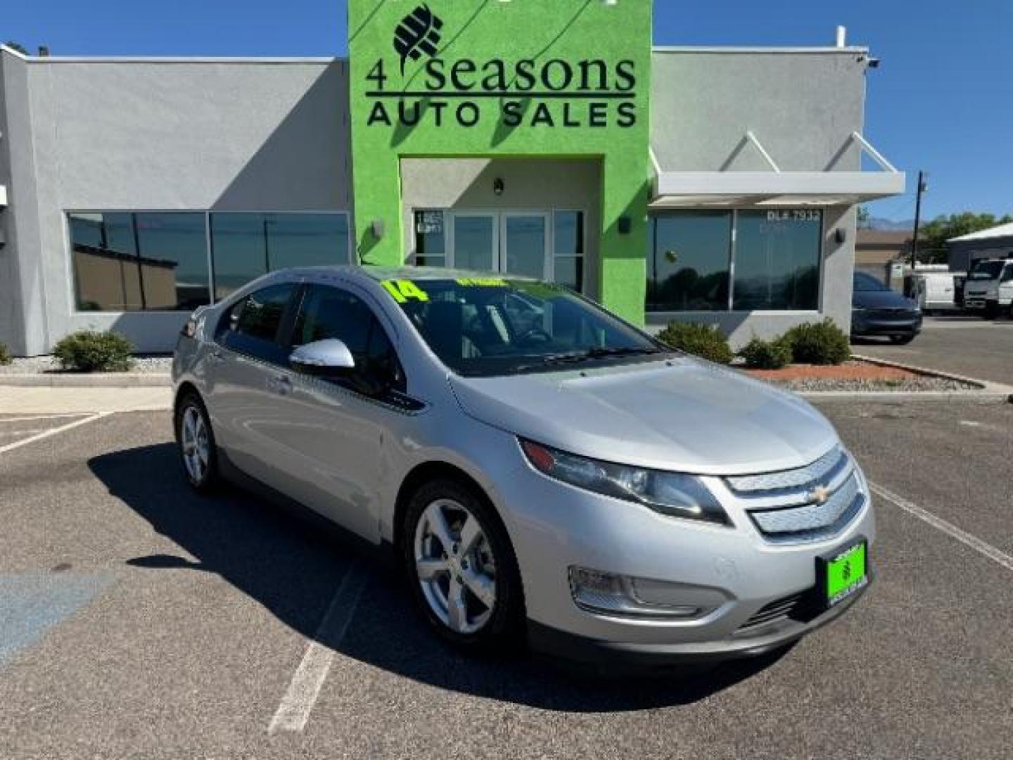 2014 Silver /Black Leather Interior Chevrolet Volt Premium w/ Navigation and LEP (1G1RH6E49EU) with an 1.4L L4 DOHC 16V PLUG-IN HYBRID engine, Continuously Variable Transmission transmission, located at 940 North Main Street, Cedar City, UT, 84720, (435) 628-0023, 37.692936, -113.061897 - Photo#0