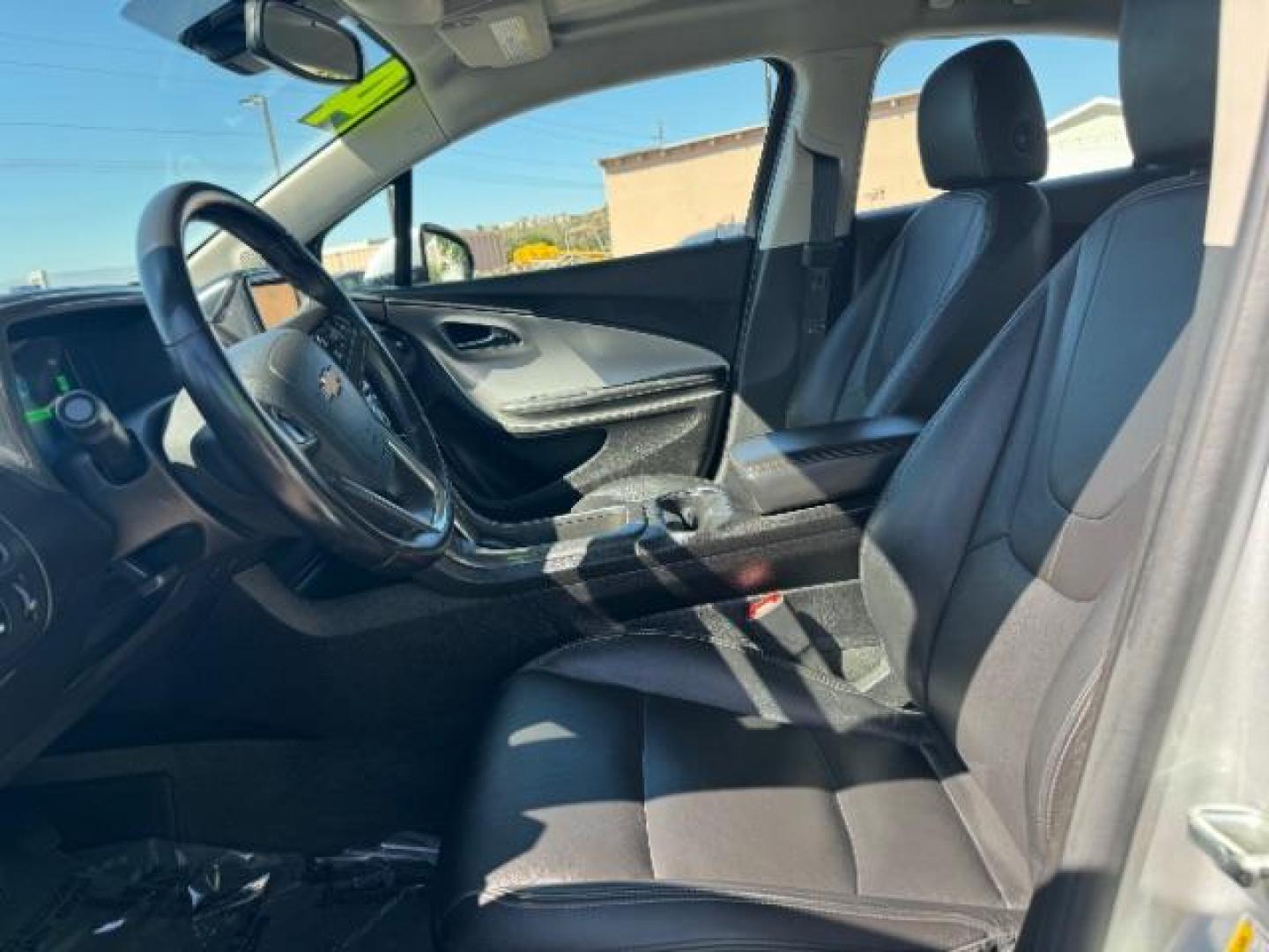 2014 Silver /Black Leather Interior Chevrolet Volt Premium w/ Navigation and LEP (1G1RH6E49EU) with an 1.4L L4 DOHC 16V PLUG-IN HYBRID engine, Continuously Variable Transmission transmission, located at 940 North Main Street, Cedar City, UT, 84720, (435) 628-0023, 37.692936, -113.061897 - Photo#10