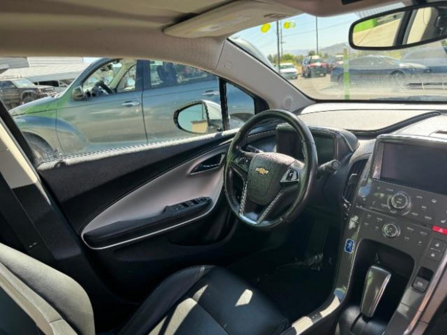 2014 Silver /Black Leather Interior Chevrolet Volt Premium w/ Navigation and LEP (1G1RH6E49EU) with an 1.4L L4 DOHC 16V PLUG-IN HYBRID engine, Continuously Variable Transmission transmission, located at 940 North Main Street, Cedar City, UT, 84720, (435) 628-0023, 37.692936, -113.061897 - Photo#28