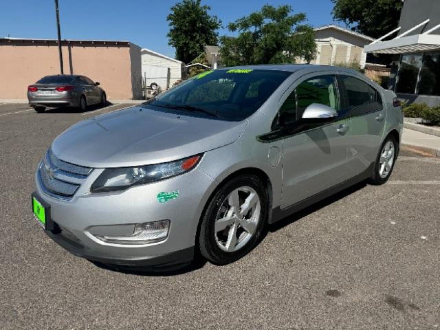 2014 Silver /Black Leather Interior Chevrolet Volt Premium w/ Navigation and LEP (1G1RH6E49EU) with an 1.4L L4 DOHC 16V PLUG-IN HYBRID engine, Continuously Variable Transmission transmission, located at 940 North Main Street, Cedar City, UT, 84720, (435) 628-0023, 37.692936, -113.061897 - Photo#2