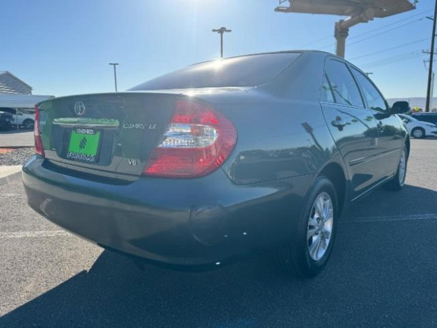 2004 Aspen Green Pearl /Stone Cloth Interior Toyota Camry LE V6 (4T1BF32K64U) with an 3.0L V6 DOHC 24V engine, 5-Speed Automatic transmission, located at 1865 East Red Hills Pkwy, St. George, 84770, (435) 628-0023, 37.120850, -113.543640 - Photo#6