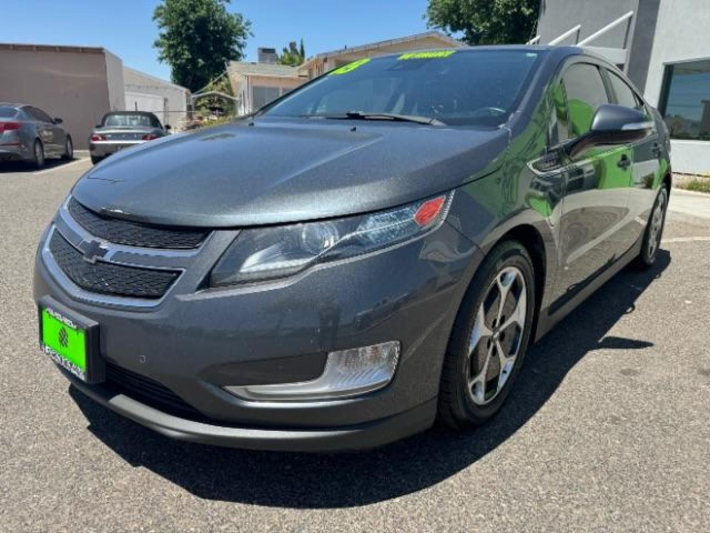 2013 Grey /Black Interior Chevrolet Volt Premium w/ Navigation and LEP (1G1RH6E41DU) with an 1.4L L4 DOHC 16V PLUG-IN HYBRID engine, Continuously Variable Transmission transmission, located at 1865 East Red Hills Pkwy, St. George, 84770, (435) 628-0023, 37.120850, -113.543640 - Photo#2