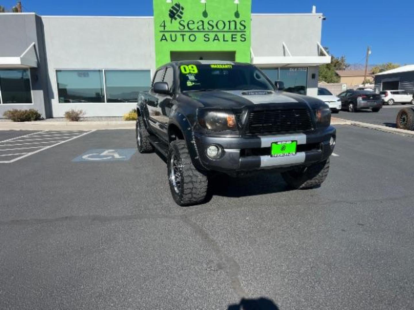 2009 Black Sand Pearl /Graphite Cloth Inter Toyota Tacoma PreRunner Double Cab (3TMJU62N99M) with an 4.0L V6 DOHC 24V engine, 5-Speed Automatic transmission, located at 940 North Main Street, Cedar City, UT, 84720, (435) 628-0023, 37.692936, -113.061897 - We specialize in helping ALL people get the best financing available. No matter your credit score, good, bad or none we can get you an amazing rate. Had a bankruptcy, divorce, or repossessions? We give you the green light to get your credit back on the road. Low down and affordable payments that fit - Photo#0