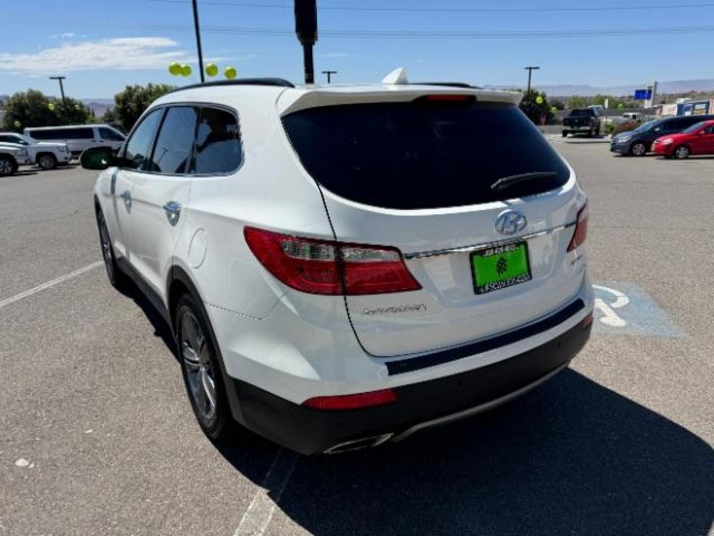 2014 Monaco White /Saddle Hyundai Santa Fe Limited FWD (KM8SR4HF2EU) with an 3.3L V6 DOHC 24V engine, 6-Speed Automatic transmission, located at 1865 East Red Hills Pkwy, St. George, 84770, (435) 628-0023, 37.120850, -113.543640 - Photo#9