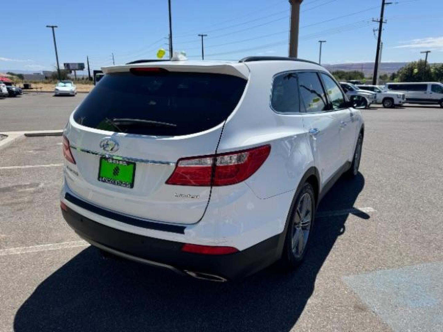 2014 Monaco White /Saddle Hyundai Santa Fe Limited FWD (KM8SR4HF2EU) with an 3.3L V6 DOHC 24V engine, 6-Speed Automatic transmission, located at 1865 East Red Hills Pkwy, St. George, 84770, (435) 628-0023, 37.120850, -113.543640 - Photo#11