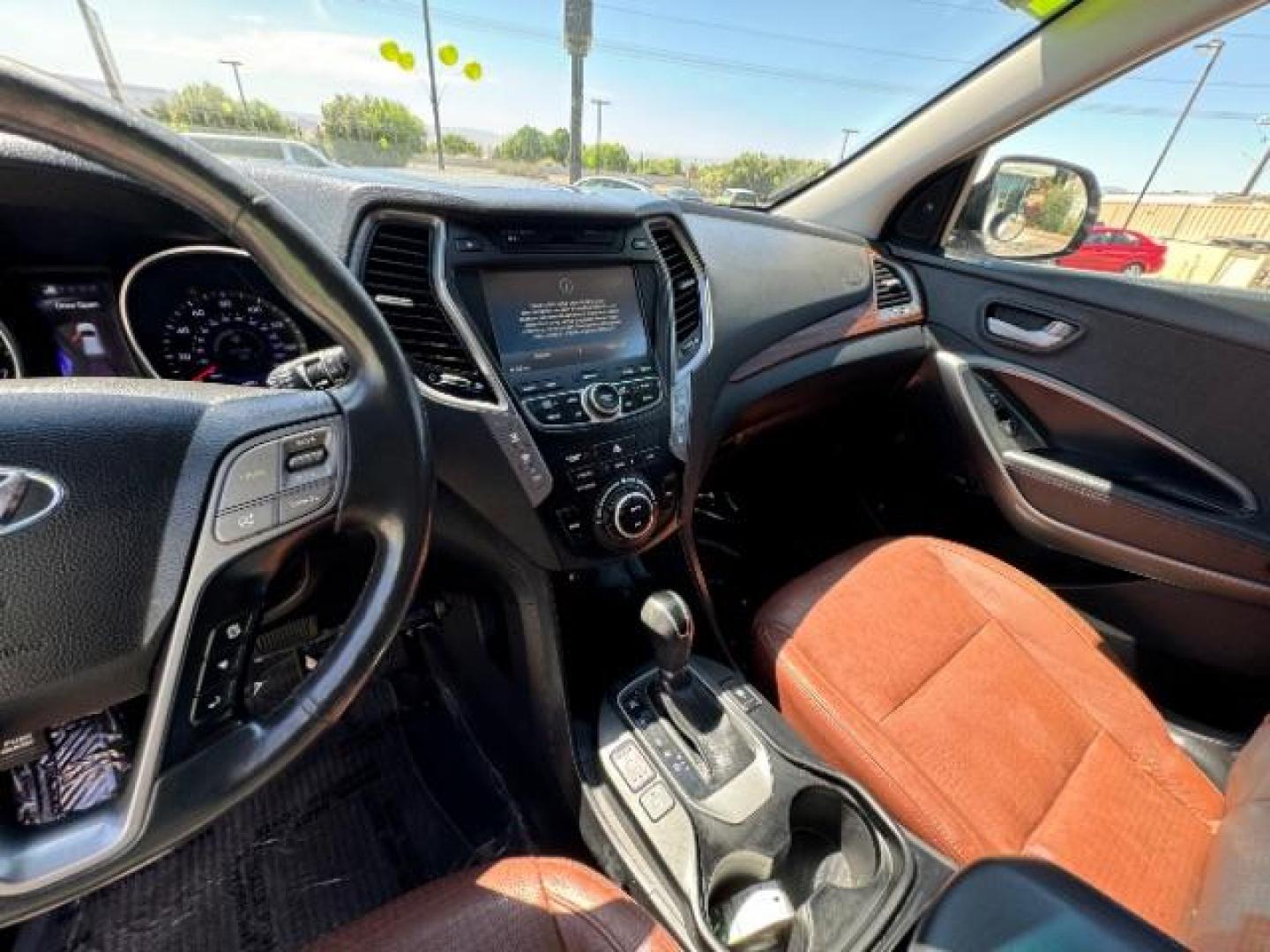 2014 Monaco White /Saddle Hyundai Santa Fe Limited FWD (KM8SR4HF2EU) with an 3.3L V6 DOHC 24V engine, 6-Speed Automatic transmission, located at 1865 East Red Hills Pkwy, St. George, 84770, (435) 628-0023, 37.120850, -113.543640 - Photo#24