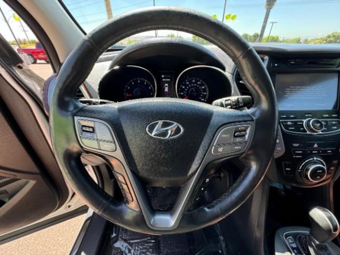 2014 Monaco White /Saddle Hyundai Santa Fe Limited FWD (KM8SR4HF2EU) with an 3.3L V6 DOHC 24V engine, 6-Speed Automatic transmission, located at 1865 East Red Hills Pkwy, St. George, 84770, (435) 628-0023, 37.120850, -113.543640 - Photo#25