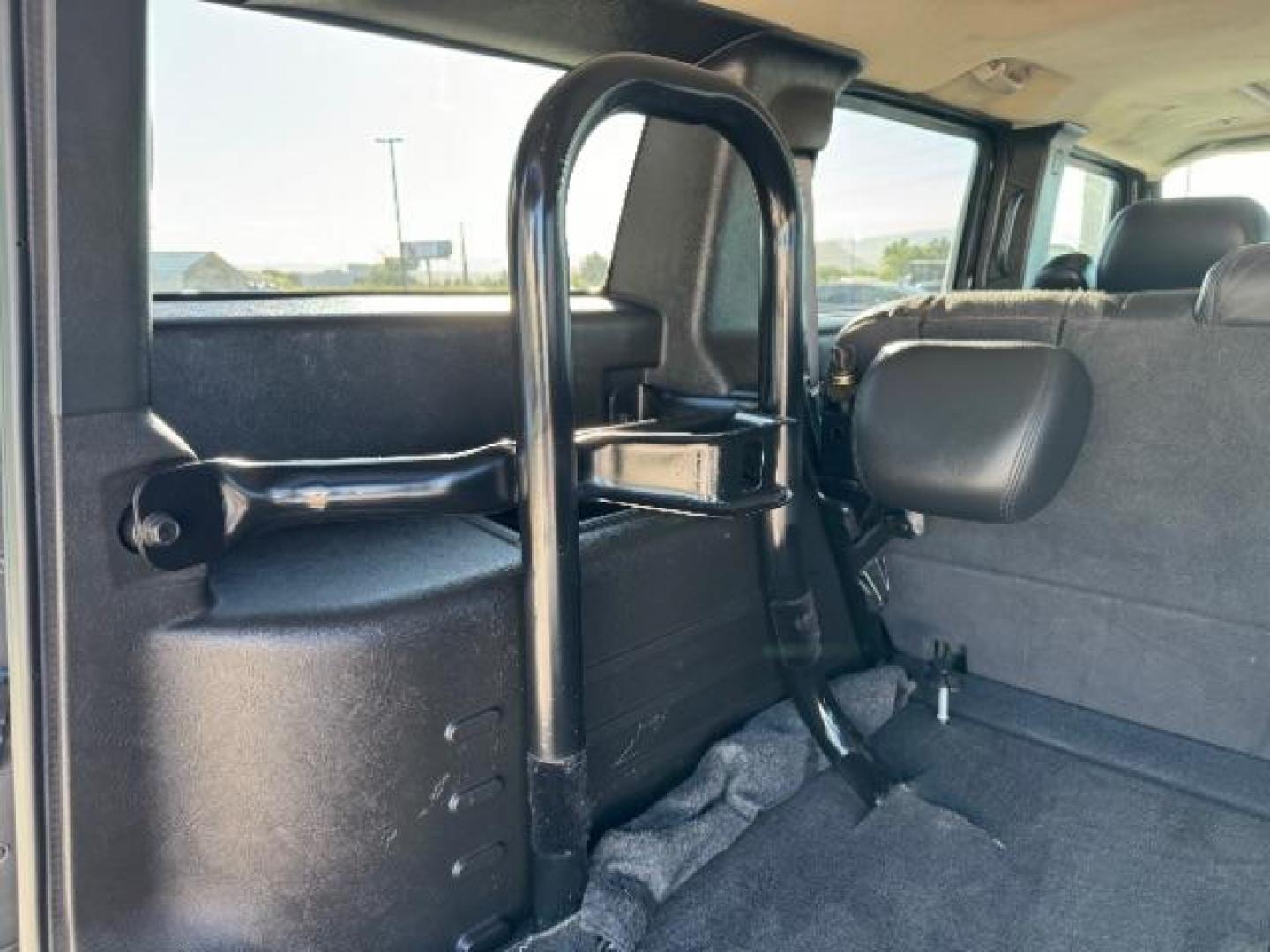 2005 Black /Ebony Leather Interior Hummer H2 SUV (5GRGN23U25H) with an 6.0L V8 OHV 16V engine, 4-Speed Automatic transmission, located at 1865 East Red Hills Pkwy, St. George, 84770, (435) 628-0023, 37.120850, -113.543640 - Photo#30