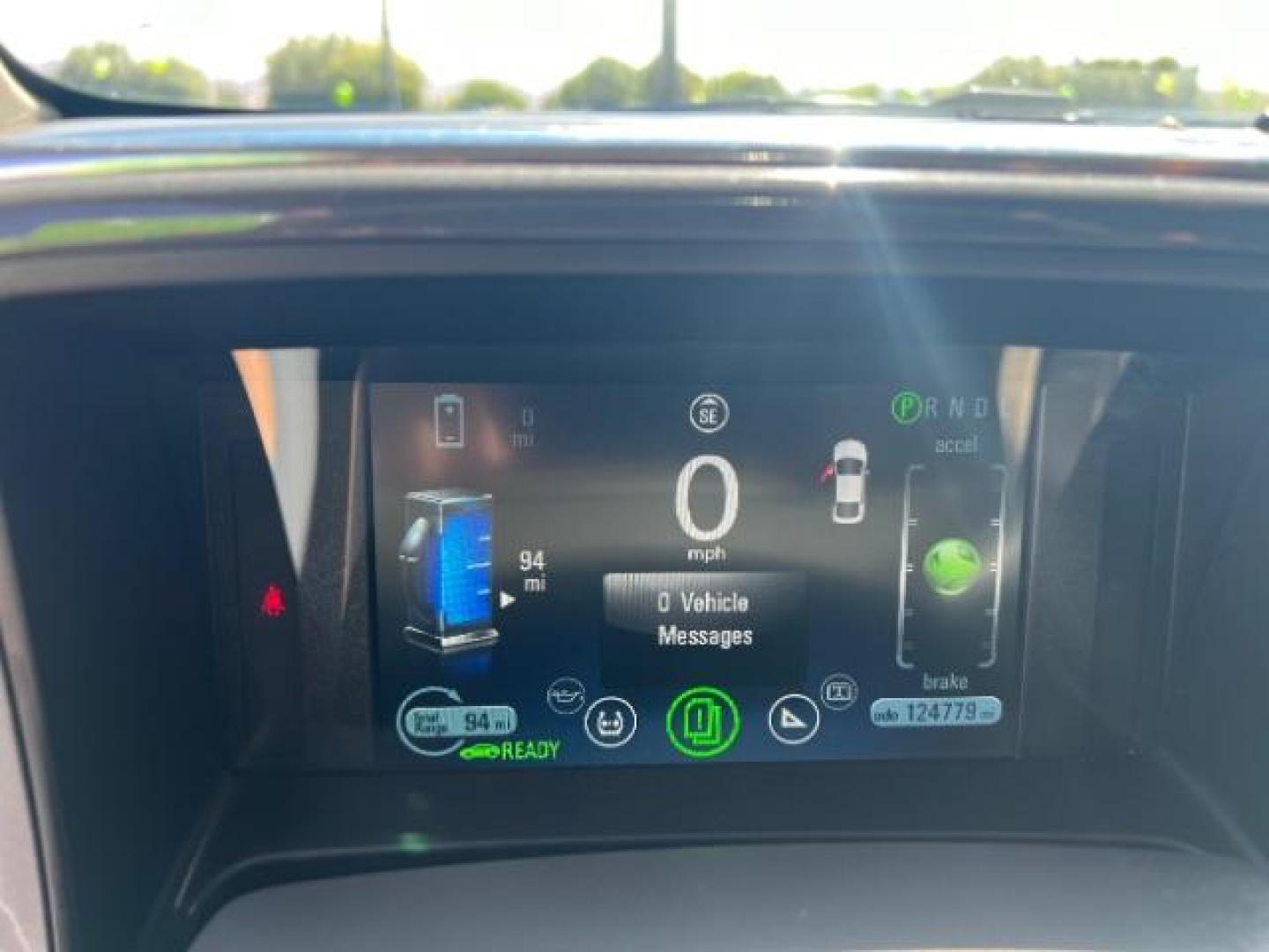 2014 Gray /Black Interior Chevrolet Volt Premium w/ Navigatio (1G1RH6E48EU) with an 1.4L L4 DOHC 16V PLU engine, Continuously Variabl transmission, located at 1865 East Red Hills Pkwy, St. George, 84770, (435) 628-0023, 37.120850, -113.543640 - Photo#15