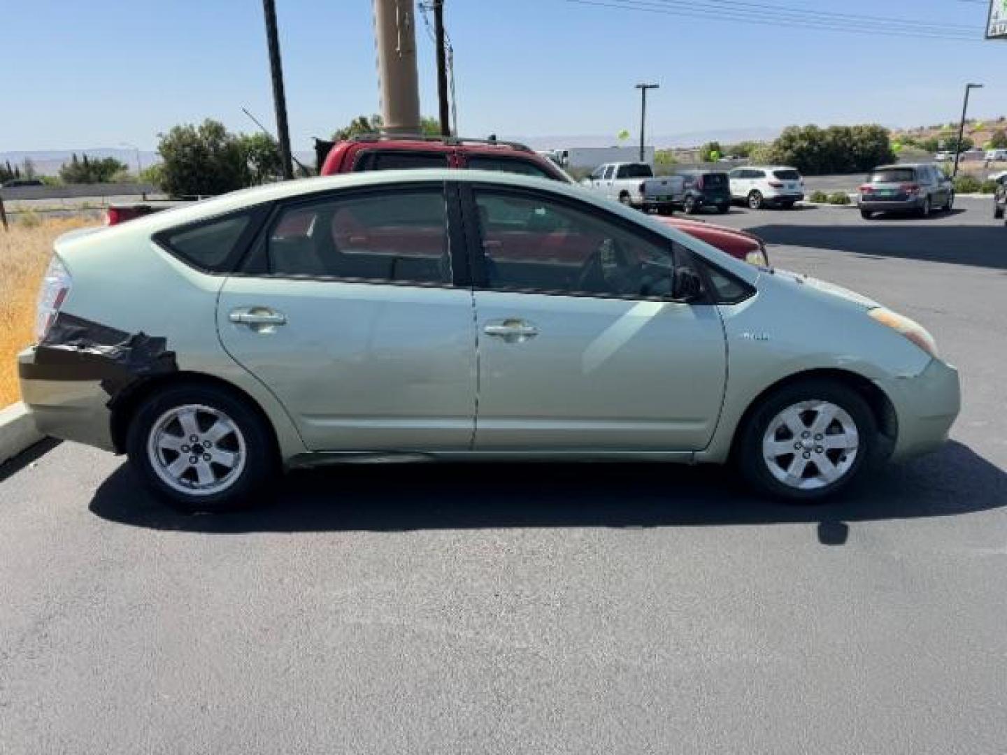 2007 Seaside Pearl Toyota Prius HATCHBACK 4-DR (JTDKB20U177) with an 1.5L L4 DOHC 16V HYBRID engine, Continuously Variable Transmission transmission, located at 1865 East Red Hills Pkwy, St. George, 84770, (435) 628-0023, 37.120850, -113.543640 - Photo#5