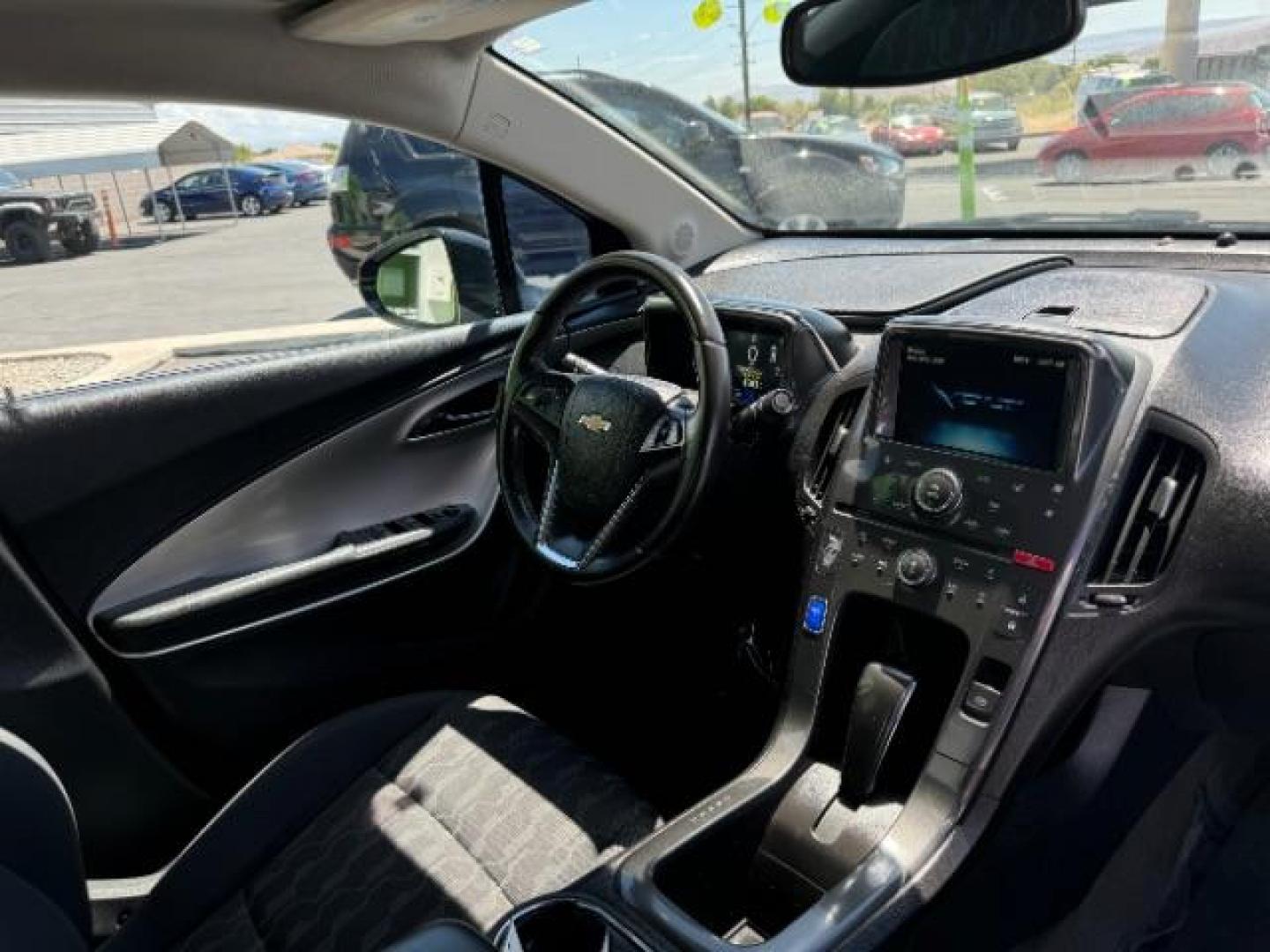 2014 Black /Black Interior Chevrolet Volt Standard w/ LEP (1G1RE6E4XEU) with an 1.4L L4 DOHC 16V PLUG-IN HYBRID engine, Continuously Variable Transmission transmission, located at 1865 East Red Hills Pkwy, St. George, 84770, (435) 628-0023, 37.120850, -113.543640 - ***This vehicle qualifies for the EV/Hybrid tax rebate of up to $4,000*** We are setup with the IRS to recieve direct payments within 72 hours. We file the rebate online with IRS and can credit it to your down payment, reduce the sales price OR give you cashback!! These cars will not last and can o - Photo#32