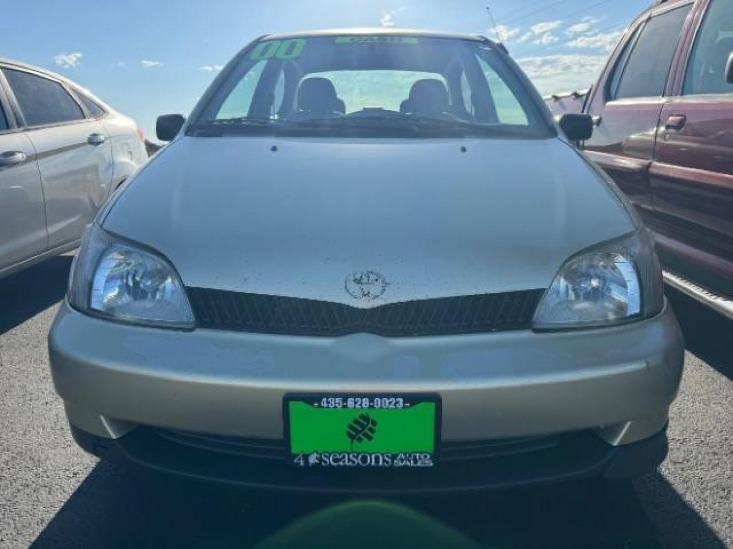 2000 Satin Gold Metallic /Tan Cloth Interior Toyota Echo 2-Door (JTDAT1234Y0) with an 1.5L L4 DOHC 16V engine, Automatic transmission, located at 1865 East Red Hills Pkwy, St. George, 84770, (435) 628-0023, 37.120850, -113.543640 - Photo#1