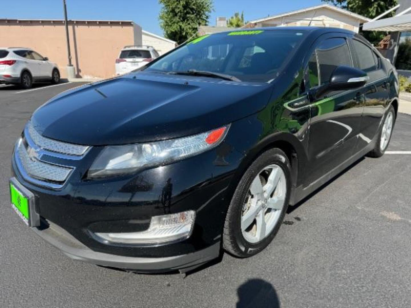 2014 Black /Black Interior Chevrolet Volt Standard w/ LEP (1G1RE6E42EU) with an 1.4L L4 DOHC 16V PLUG-IN HYBRID engine, Continuously Variable Transmission transmission, located at 1865 East Red Hills Pkwy, St. George, 84770, (435) 628-0023, 37.120850, -113.543640 - Photo#2