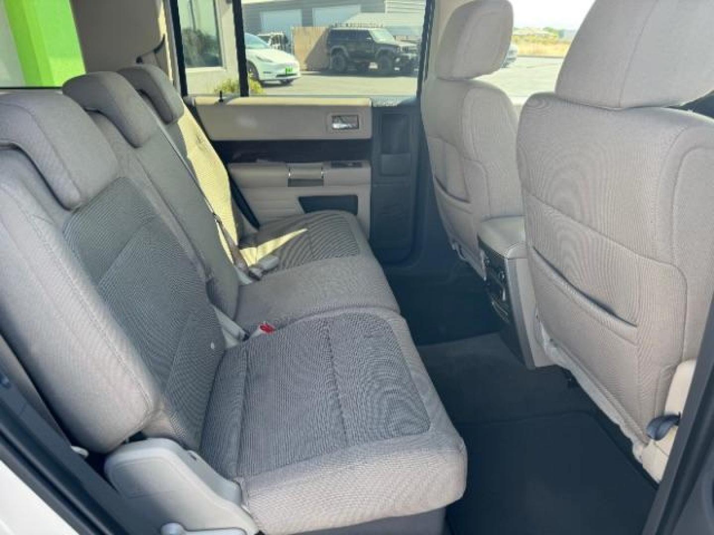 2011 White Suede /Tan Cloth Interior Ford Flex SEL FWD (2FMGK5CC0BB) with an 3.5L V6 DOHC 24V engine, 6-Speed Automatic Overdrive transmission, located at 1865 East Red Hills Pkwy, St. George, 84770, (435) 628-0023, 37.120850, -113.543640 - We specialize in helping ALL people get the best financing available. No matter your credit score, good, bad or none we can get you an amazing rate. Had a bankruptcy, divorce, or repossessions? We give you the green light to get your credit back on the road. Low down and affordable payments that fit - Photo#30