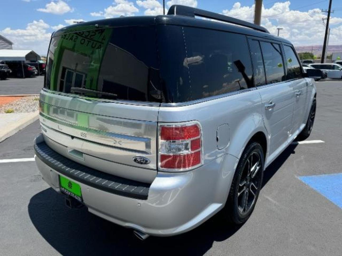 2014 Tuxedo Black Metallic /Charcoal Black w/Gray Ford Flex Limited FWD (2FMGK5D81EB) with an 3.5L V6 DOHC 24V engine, 6-Speed Automatic Overdrive transmission, located at 1865 East Red Hills Pkwy, St. George, 84770, (435) 628-0023, 37.120850, -113.543640 - Photo#6