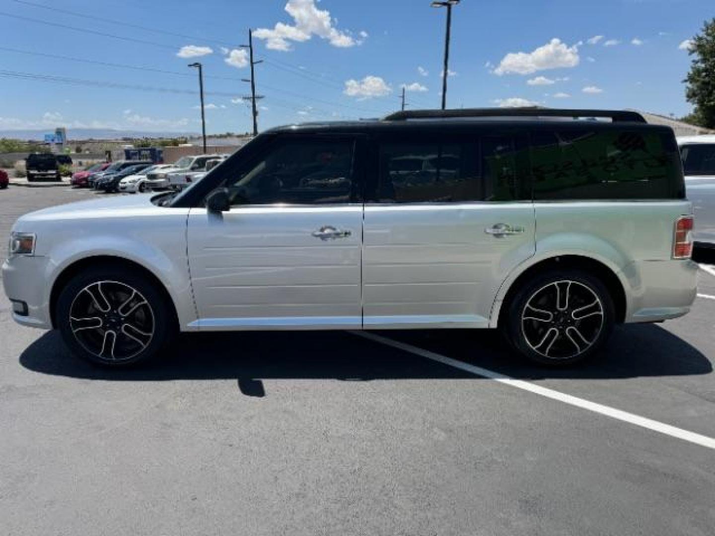 2014 Tuxedo Black Metallic /Charcoal Black w/Gray Ford Flex Limited FWD (2FMGK5D81EB) with an 3.5L V6 DOHC 24V engine, 6-Speed Automatic Overdrive transmission, located at 1865 East Red Hills Pkwy, St. George, 84770, (435) 628-0023, 37.120850, -113.543640 - We specialize in helping ALL people get the best financing available. No matter your credit score, good, bad or none we can get you an amazing rate. Had a bankruptcy, divorce, or repossessions? We give you the green light to get your credit back on the road. Low down and affordable payments that fit - Photo#3