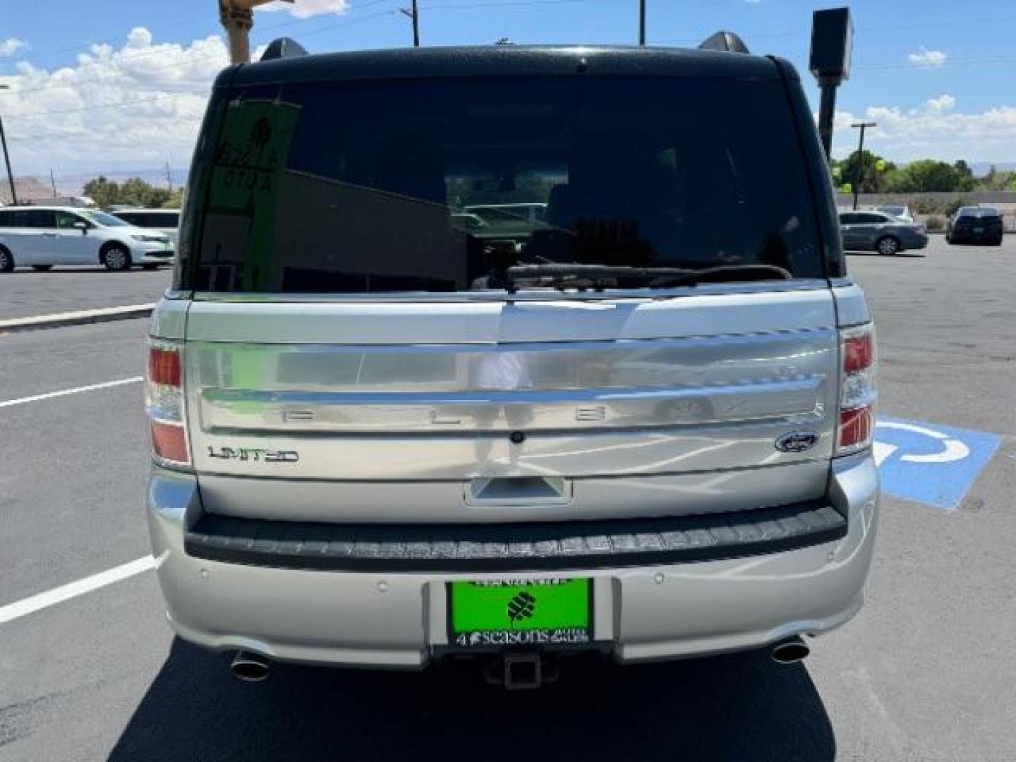 2014 Tuxedo Black Metallic /Charcoal Black w/Gray Ford Flex Limited FWD (2FMGK5D81EB) with an 3.5L V6 DOHC 24V engine, 6-Speed Automatic Overdrive transmission, located at 1865 East Red Hills Pkwy, St. George, 84770, (435) 628-0023, 37.120850, -113.543640 - We specialize in helping ALL people get the best financing available. No matter your credit score, good, bad or none we can get you an amazing rate. Had a bankruptcy, divorce, or repossessions? We give you the green light to get your credit back on the road. Low down and affordable payments that fit - Photo#5