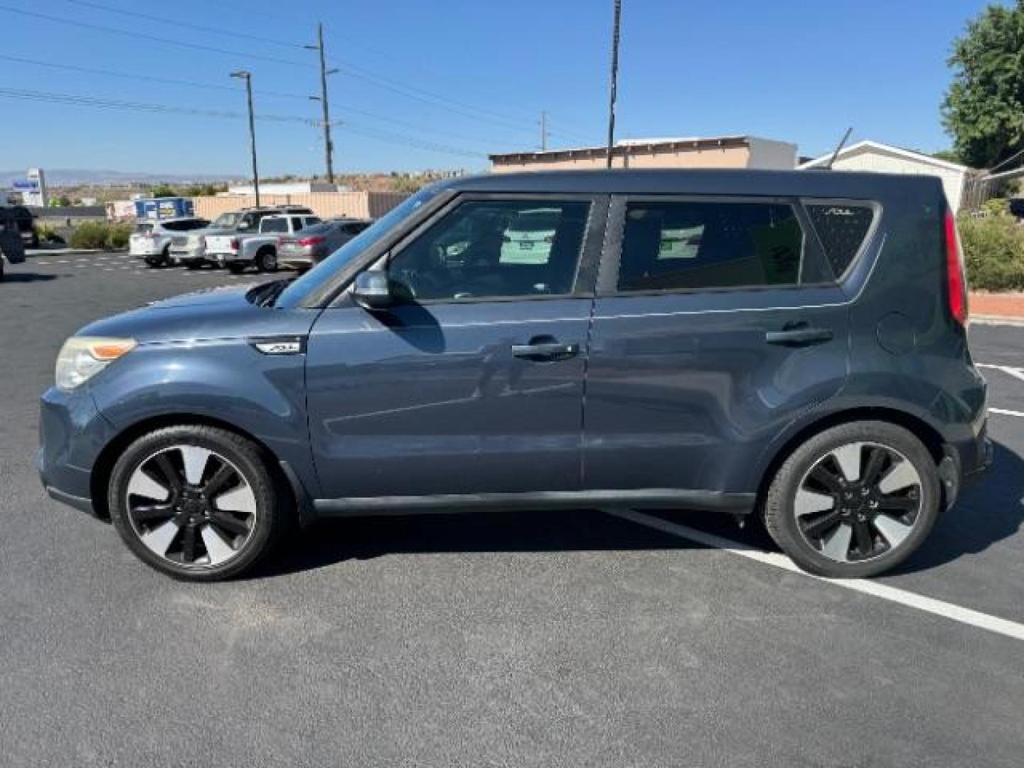 2015 Fathom Blue /Brown Leather Kia Soul ! (KNDJX3A54F7) with an 2.0L L4 DOHC 16V engine, 6-Speed Automatic transmission, located at 1865 East Red Hills Pkwy, St. George, 84770, (435) 628-0023, 37.120850, -113.543640 - We specialize in helping ALL people get the best financing available. No matter your credit score, good, bad or none we can get you an amazing rate. Had a bankruptcy, divorce, or repossessions? We give you the green light to get your credit back on the road. Low down and affordable payments that fit - Photo#3