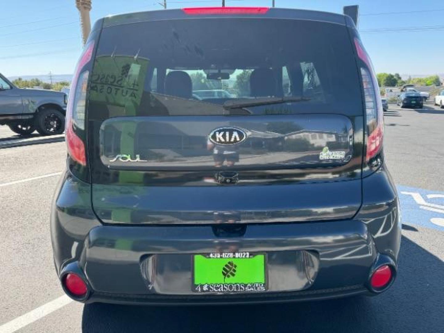 2015 Fathom Blue /Brown Leather Kia Soul ! (KNDJX3A54F7) with an 2.0L L4 DOHC 16V engine, 6-Speed Automatic transmission, located at 1865 East Red Hills Pkwy, St. George, 84770, (435) 628-0023, 37.120850, -113.543640 - We specialize in helping ALL people get the best financing available. No matter your credit score, good, bad or none we can get you an amazing rate. Had a bankruptcy, divorce, or repossessions? We give you the green light to get your credit back on the road. Low down and affordable payments that fit - Photo#5