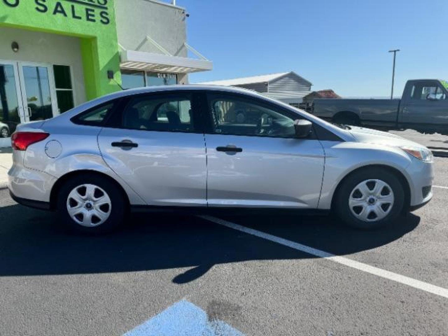 2015 Ingot Silver Metallic /Charcoal Black Insert w/Warm Steel Surround, cloth Ford Focus S Sedan (1FADP3E23FL) with an 2.0L L4 DOHC 16V engine, 5-Speed Manual transmission, located at 1865 East Red Hills Pkwy, St. George, 84770, (435) 628-0023, 37.120850, -113.543640 - Photo#7