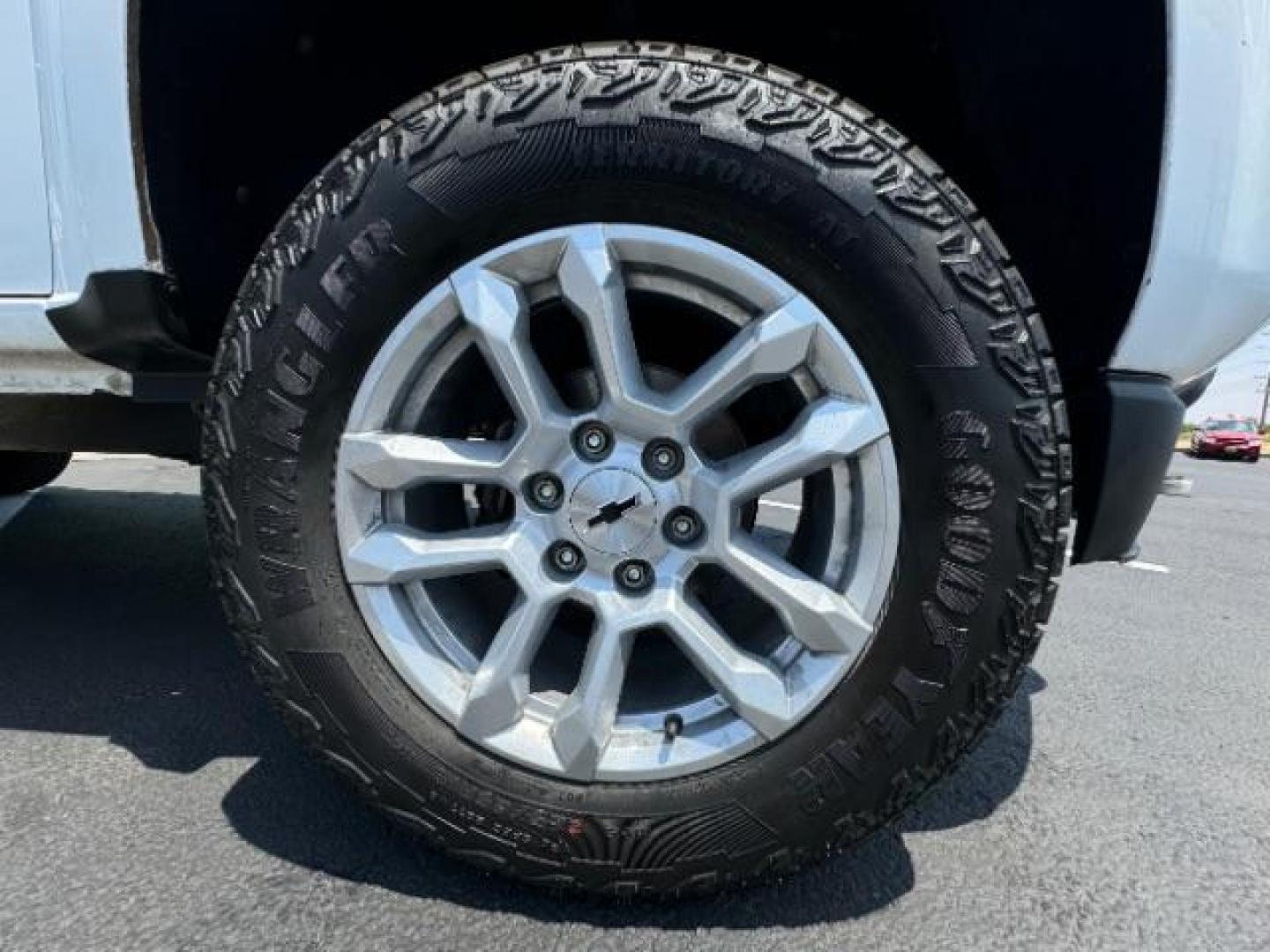 2016 Summit White /Jet Black, cloth Chevrolet Colorado LT Crew Cab 2WD Short Box (1GCGSBEA6G1) with an 2.5L L4 DOHC 16V GAS engine, 6-Speed Automatic transmission, located at 1865 East Red Hills Pkwy, St. George, 84770, (435) 628-0023, 37.120850, -113.543640 - Photo#8