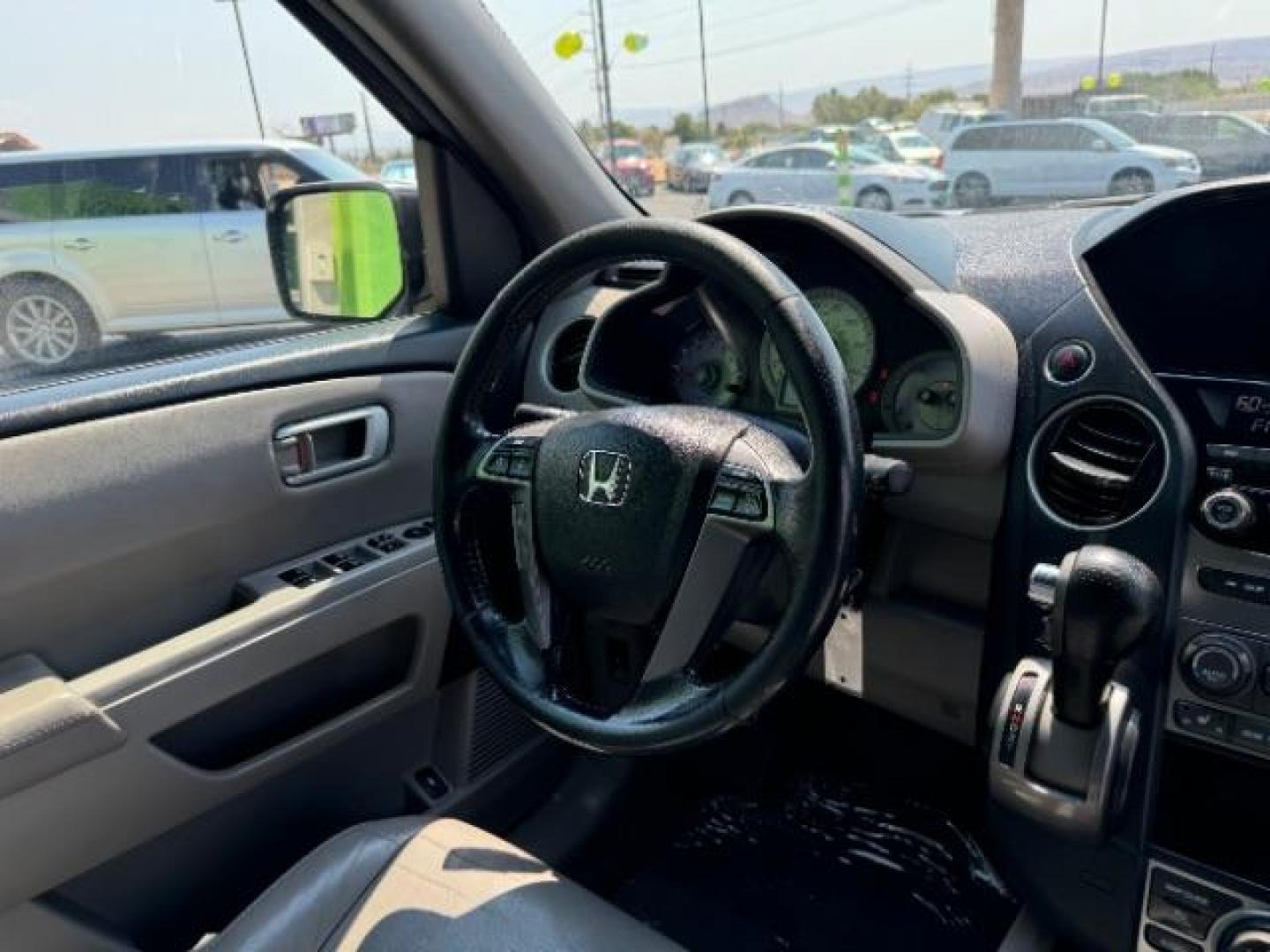 2014 Taffeta White /Black Honda Pilot EX-L 2WD 5-Spd AT with Navigation (5FNYF3H75EB) with an 3.5L V6 SOHC 24V engine, 5-Speed Automatic transmission, located at 940 North Main Street, Cedar City, UT, 84720, (435) 628-0023, 37.692936, -113.061897 - Photo#36